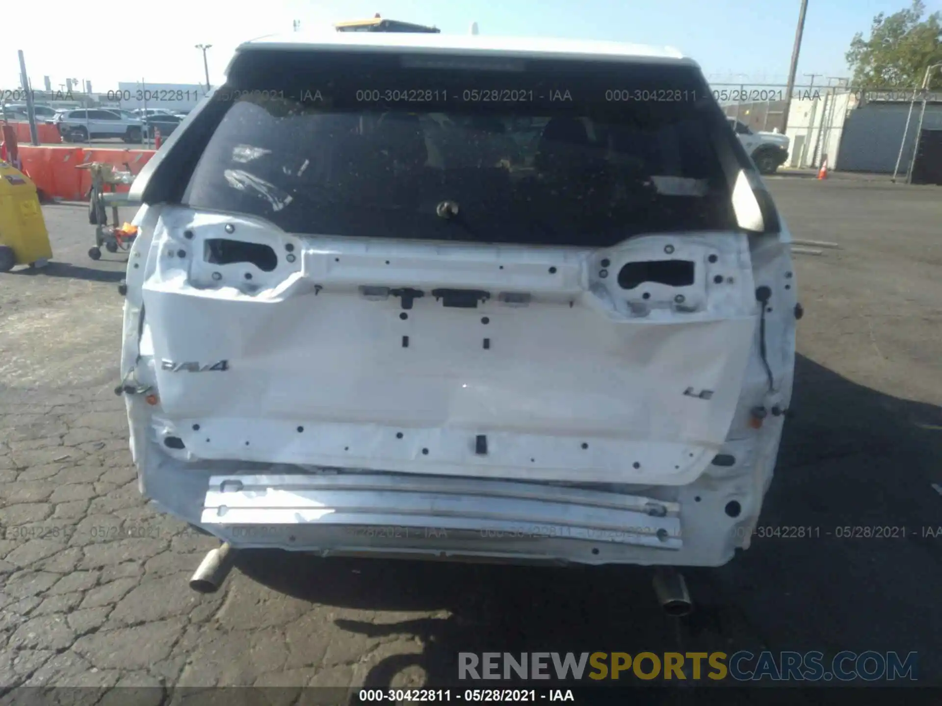 6 Фотография поврежденного автомобиля 2T3H1RFV2KC030432 TOYOTA RAV4 2019