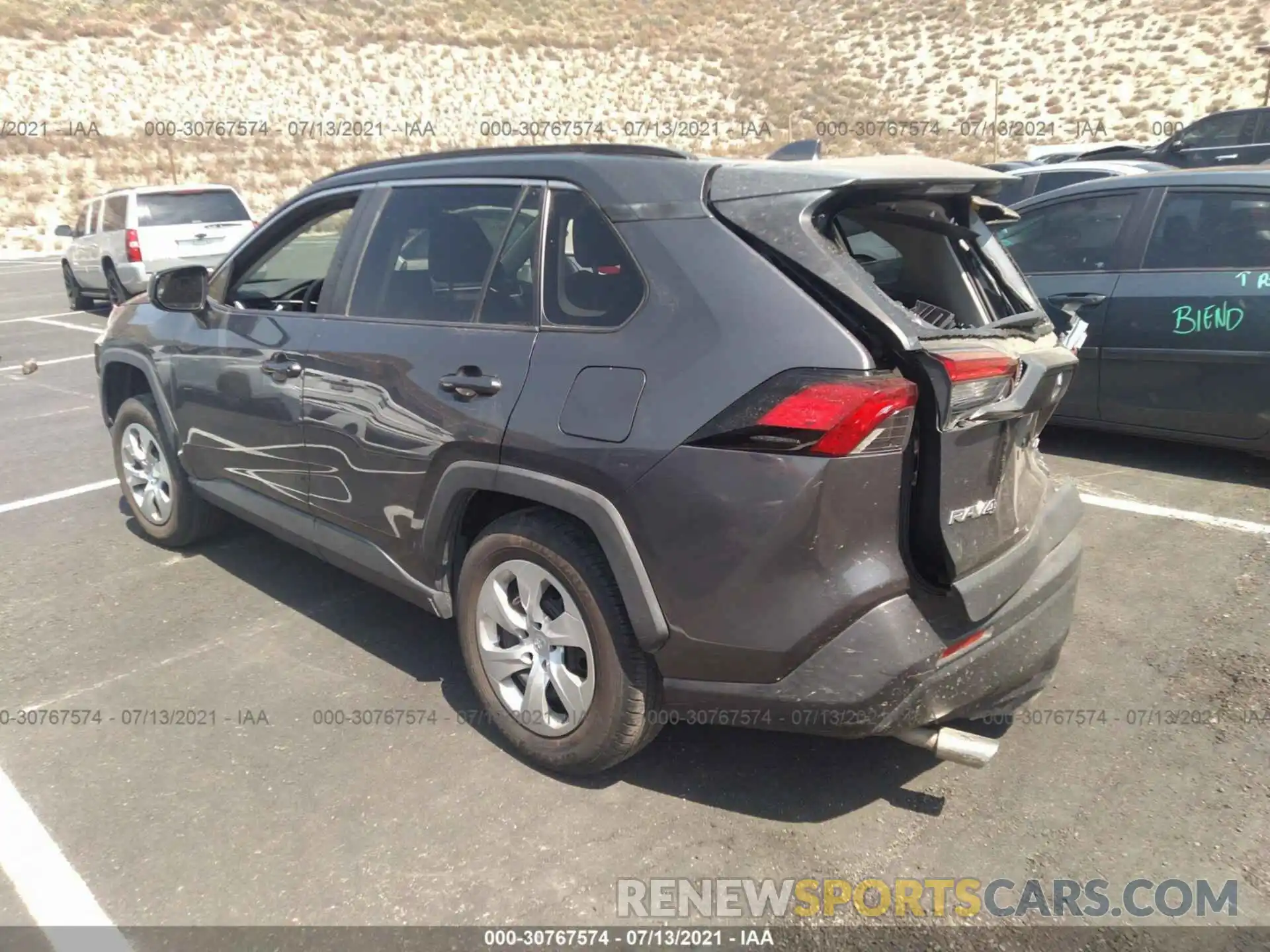 3 Photograph of a damaged car 2T3H1RFV2KW007831 TOYOTA RAV4 2019