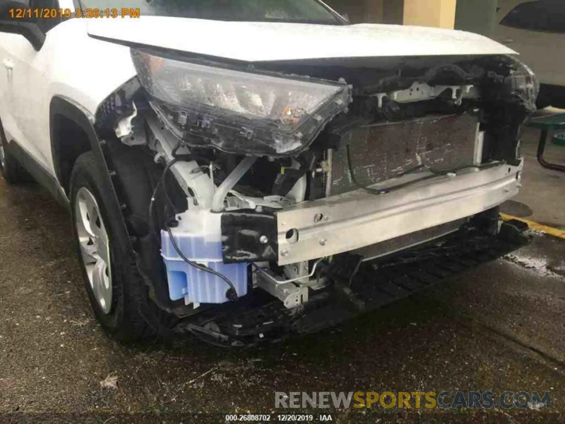 12 Photograph of a damaged car 2T3H1RFV2KW008171 TOYOTA RAV4 2019