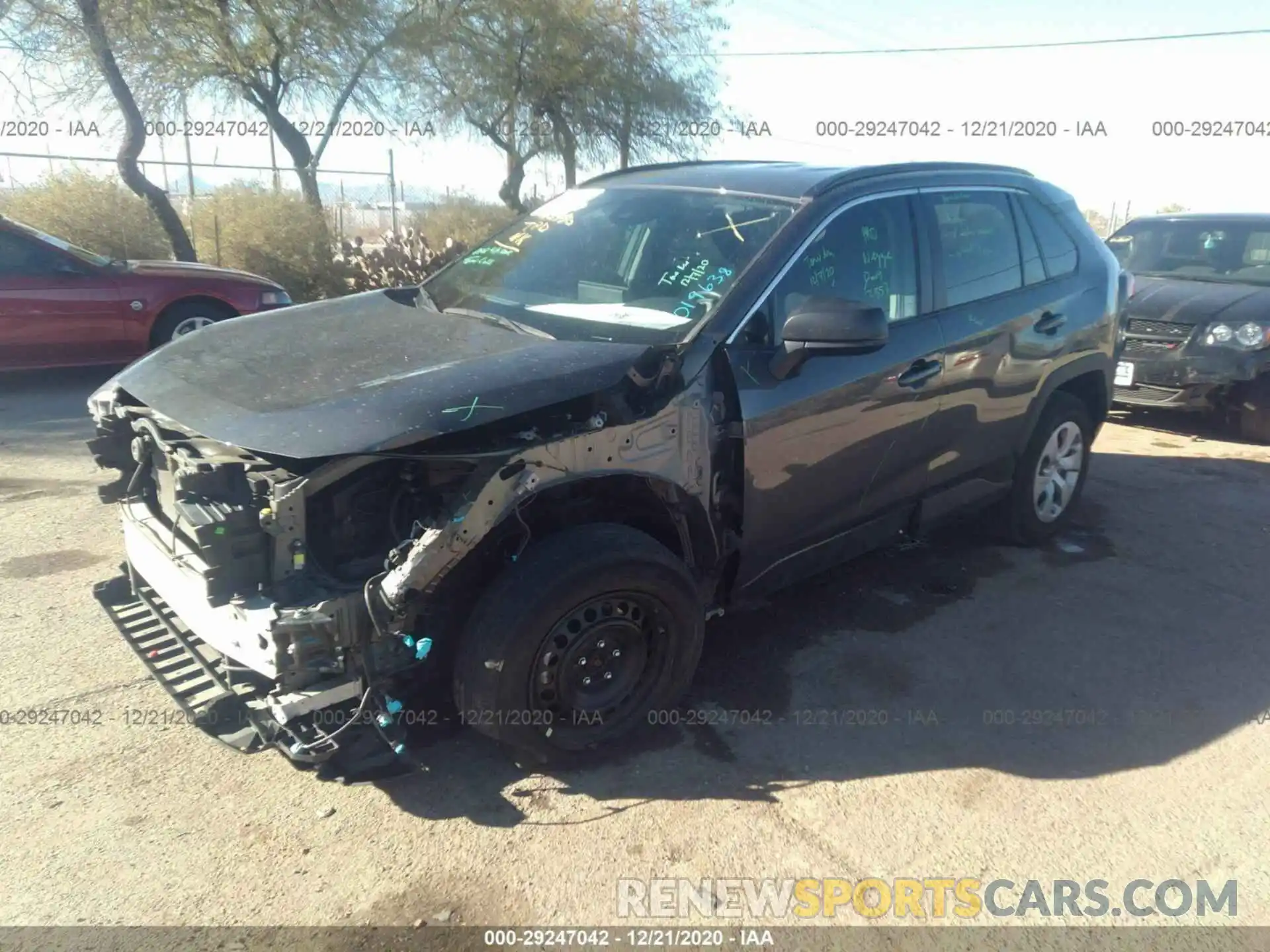 2 Photograph of a damaged car 2T3H1RFV2KW019638 TOYOTA RAV4 2019