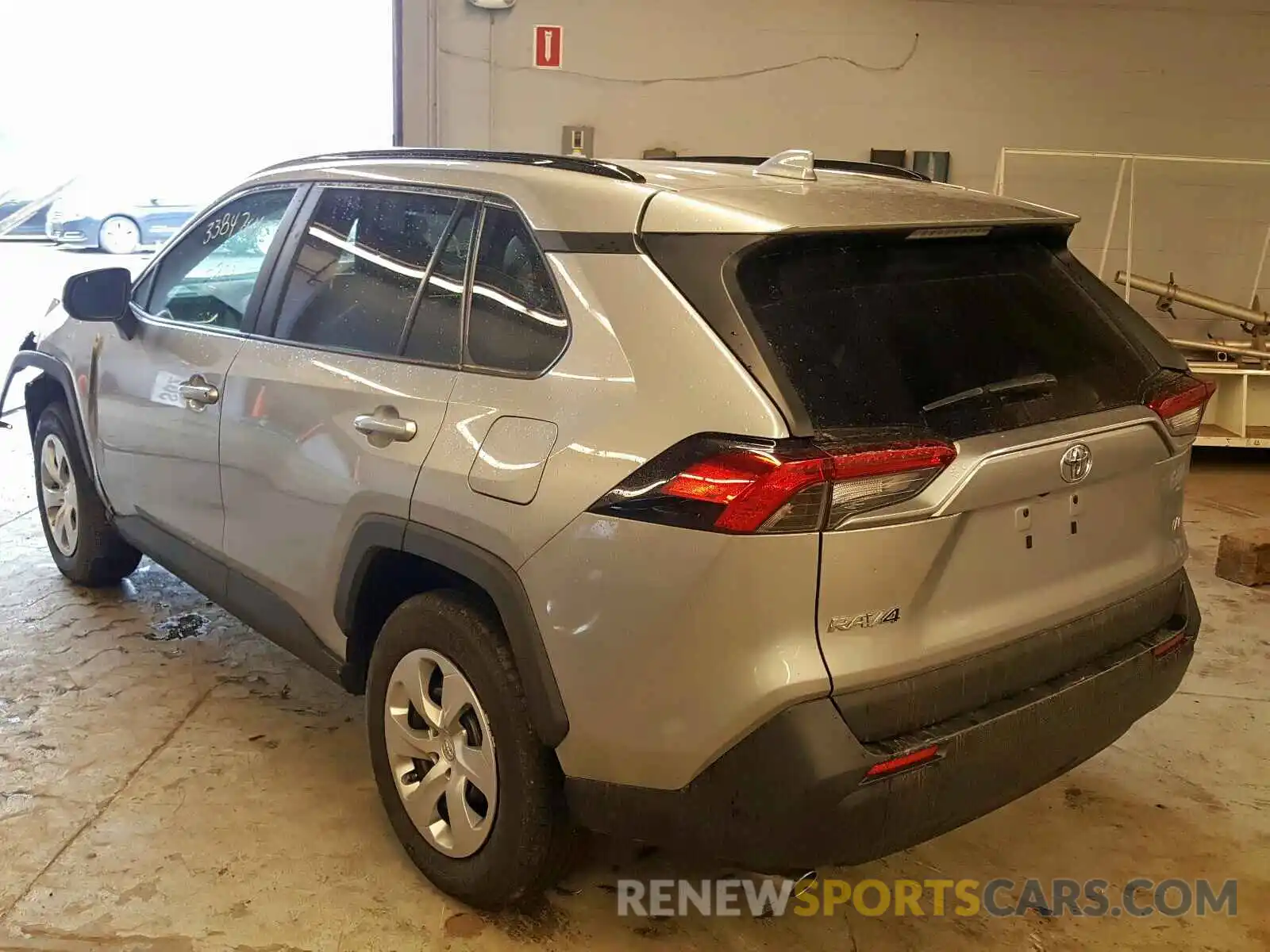 3 Photograph of a damaged car 2T3H1RFV2KW028792 TOYOTA RAV4 2019