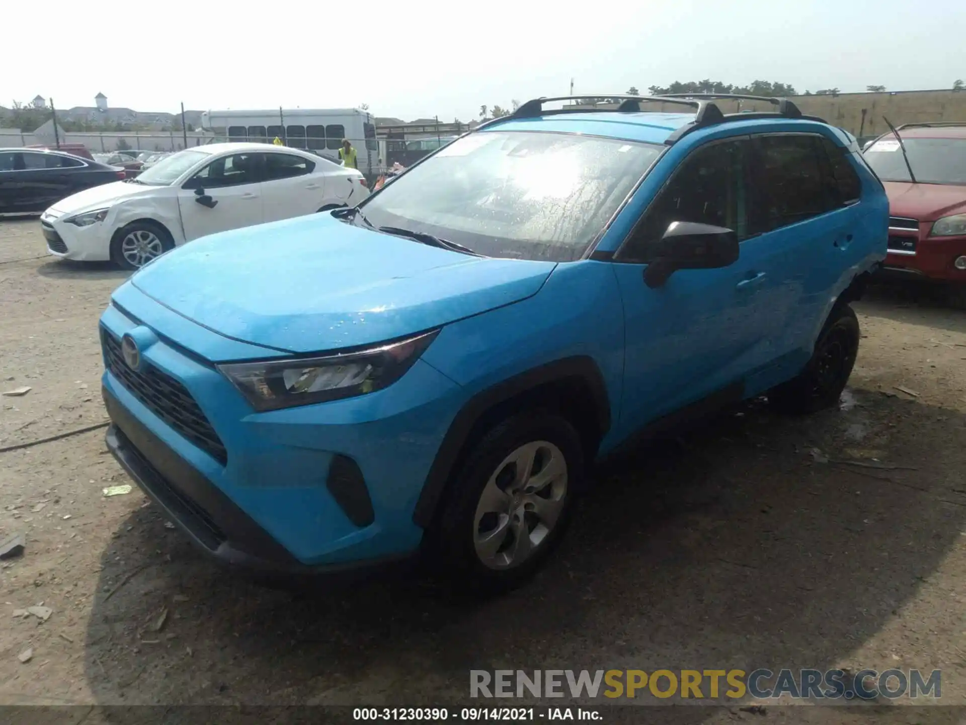 2 Фотография поврежденного автомобиля 2T3H1RFV2KW029005 TOYOTA RAV4 2019