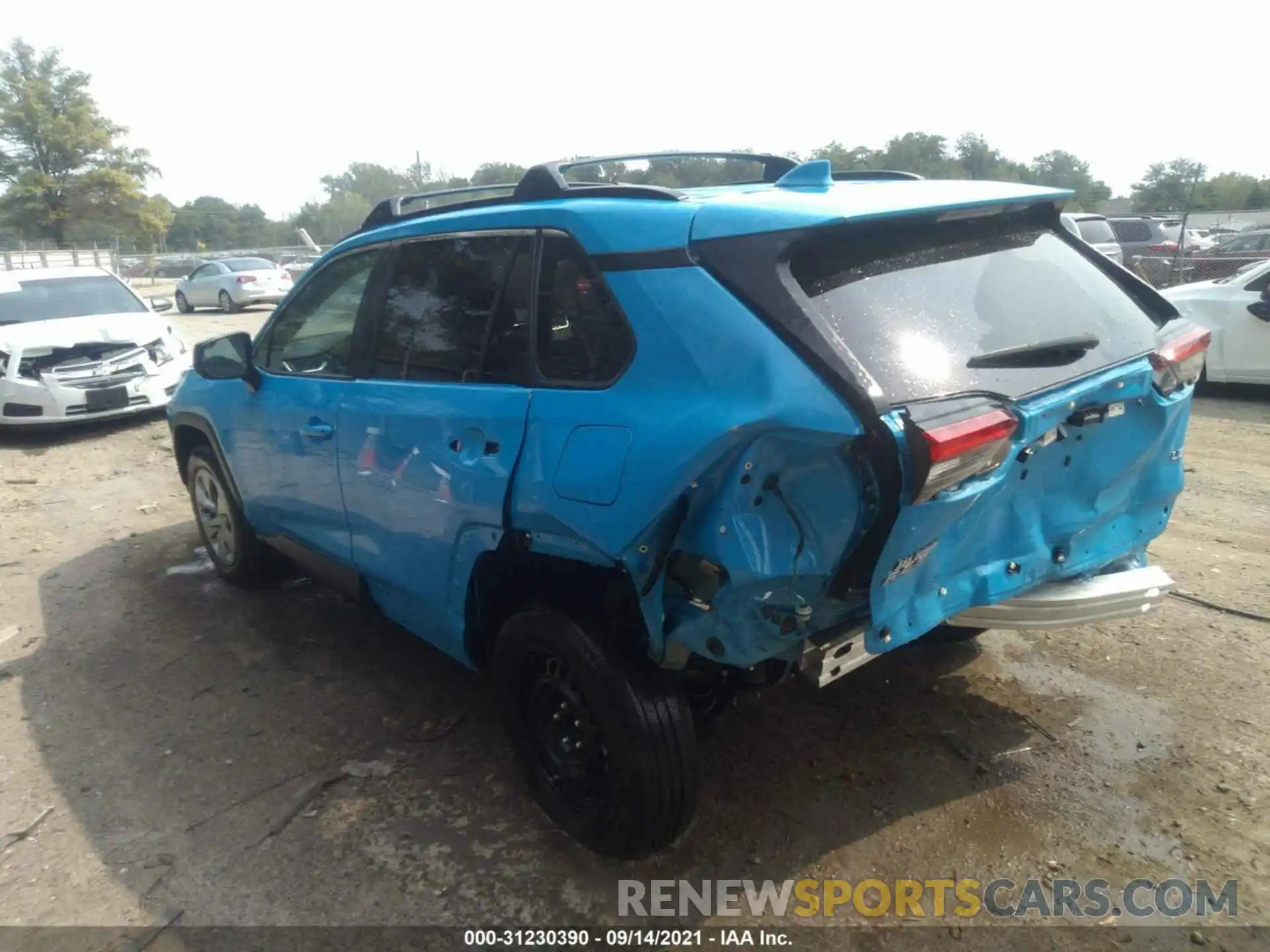 3 Фотография поврежденного автомобиля 2T3H1RFV2KW029005 TOYOTA RAV4 2019