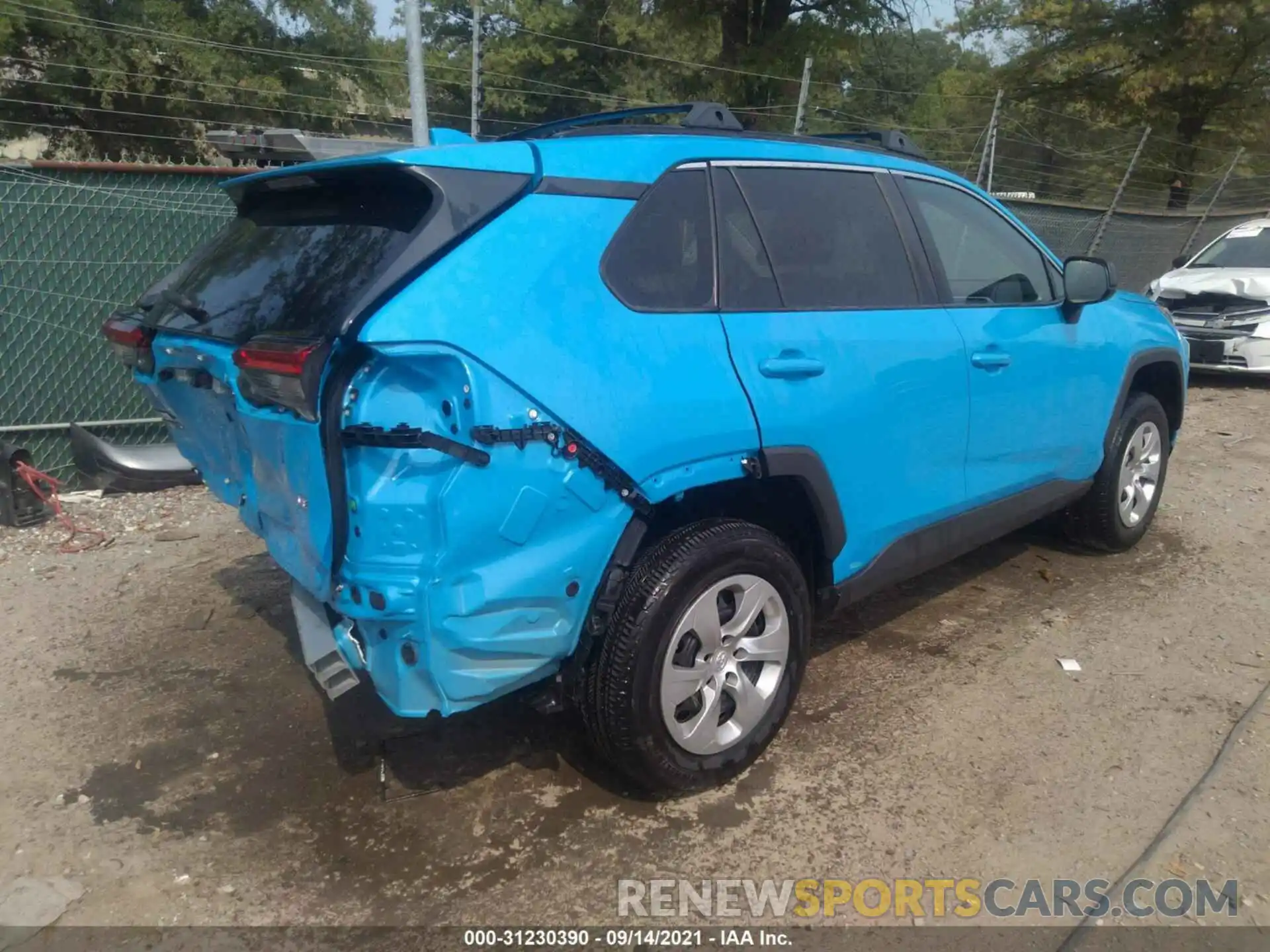 4 Фотография поврежденного автомобиля 2T3H1RFV2KW029005 TOYOTA RAV4 2019