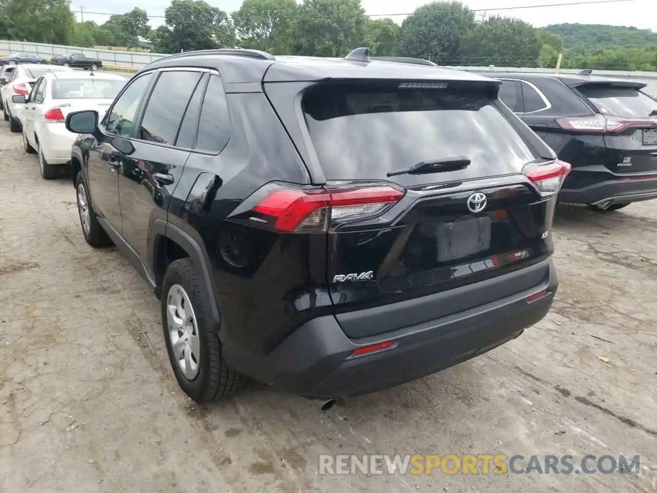 3 Photograph of a damaged car 2T3H1RFV2KW032549 TOYOTA RAV4 2019