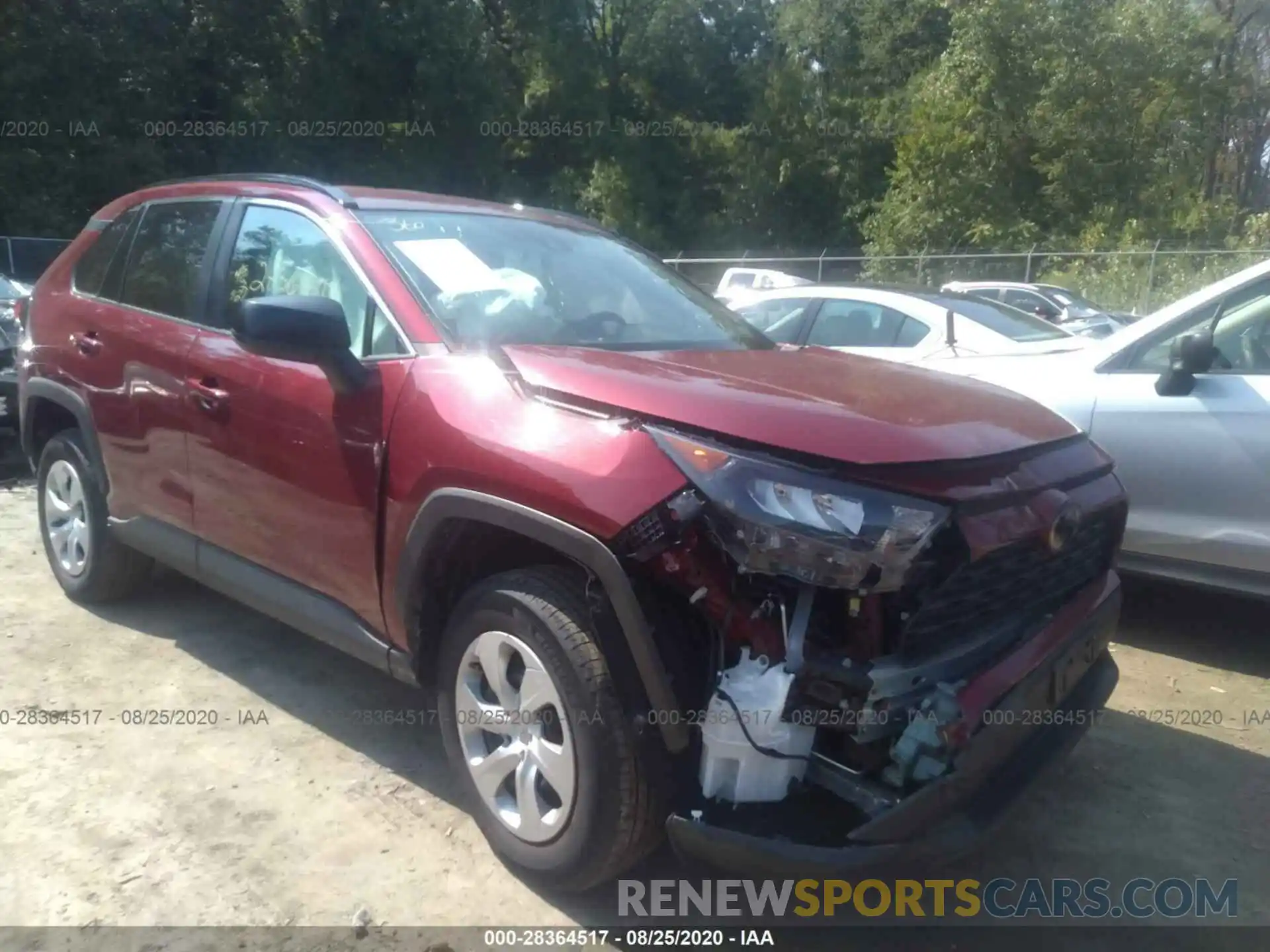 1 Photograph of a damaged car 2T3H1RFV2KW035886 TOYOTA RAV4 2019