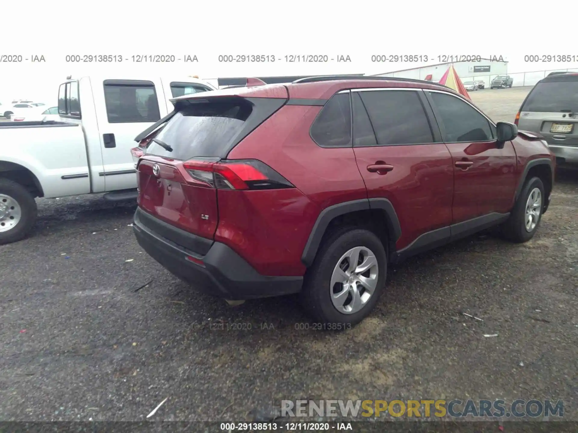 4 Photograph of a damaged car 2T3H1RFV2KW036066 TOYOTA RAV4 2019