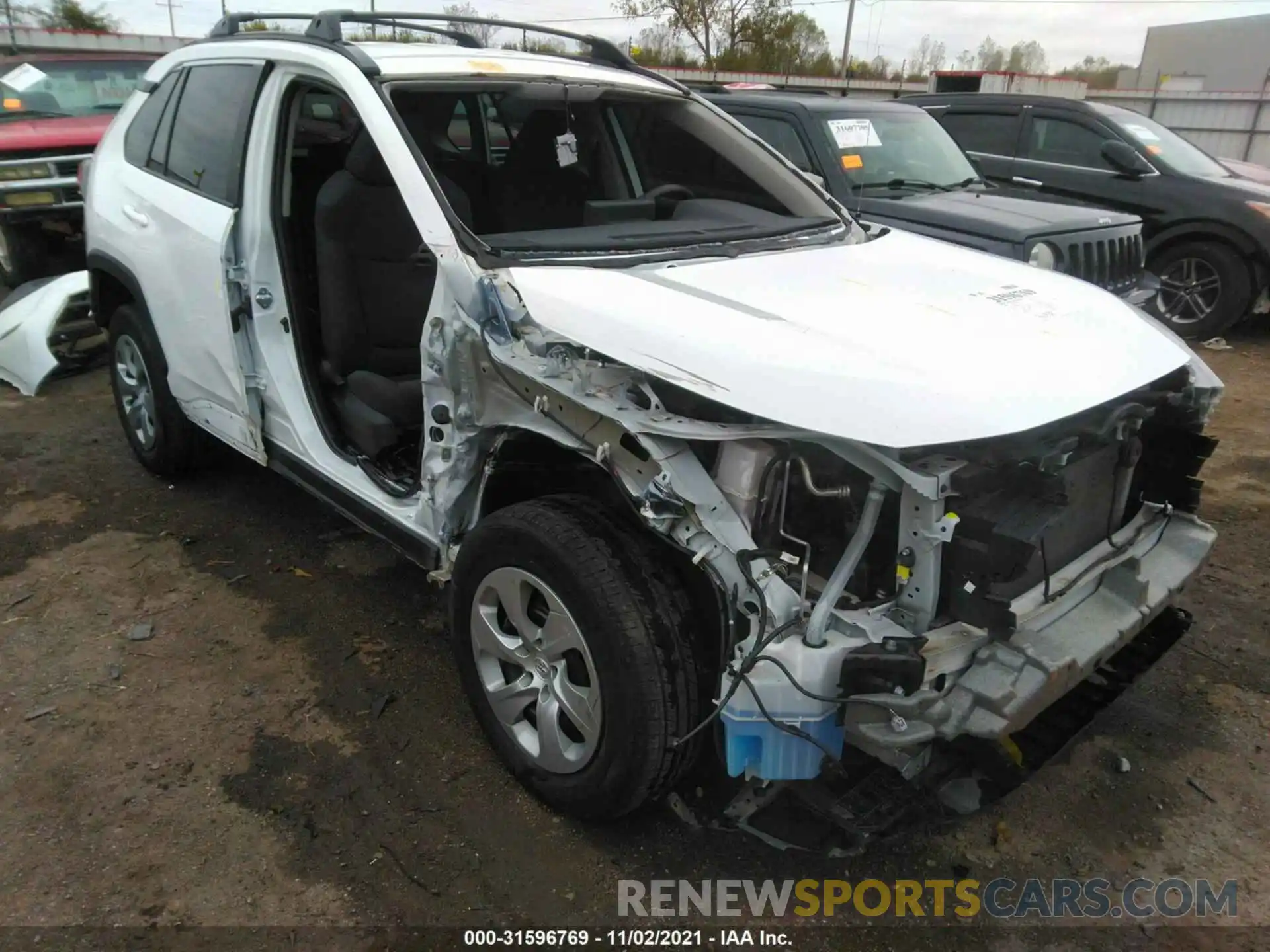 1 Photograph of a damaged car 2T3H1RFV2KW036178 TOYOTA RAV4 2019