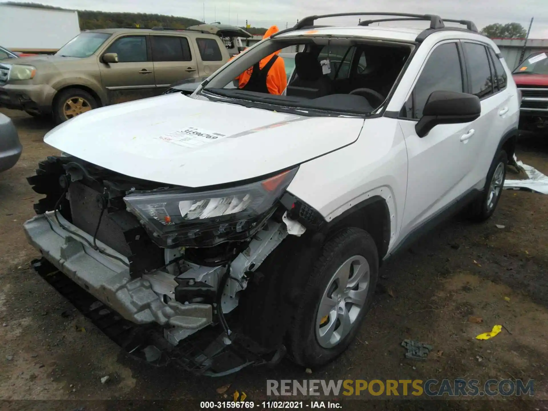 2 Photograph of a damaged car 2T3H1RFV2KW036178 TOYOTA RAV4 2019