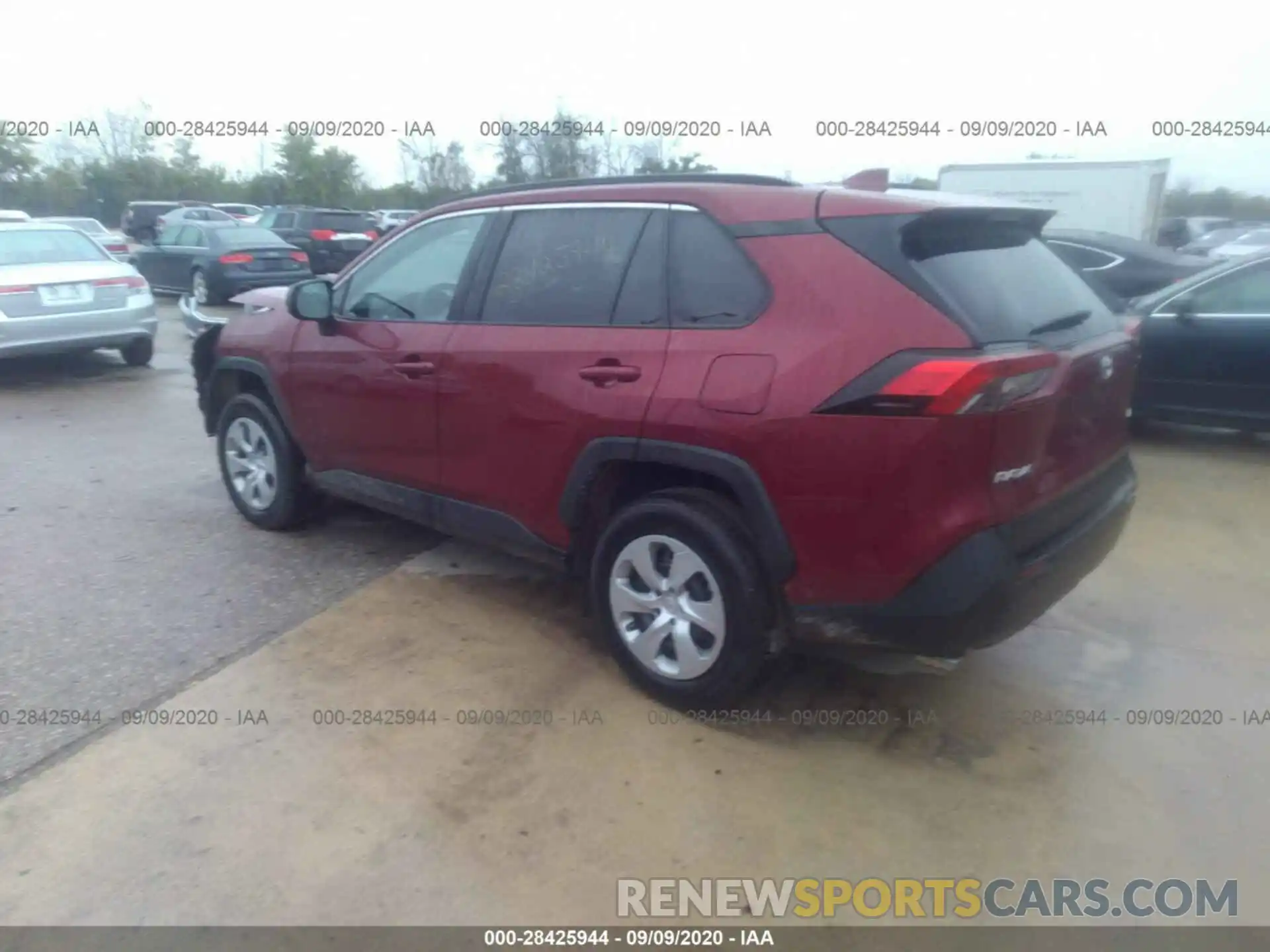 3 Photograph of a damaged car 2T3H1RFV2KW036276 TOYOTA RAV4 2019