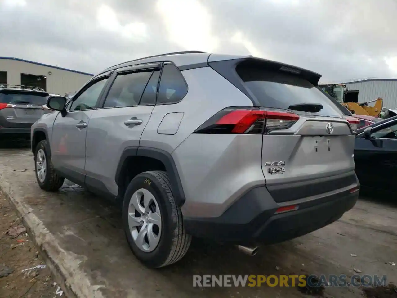 3 Photograph of a damaged car 2T3H1RFV2KW036665 TOYOTA RAV4 2019