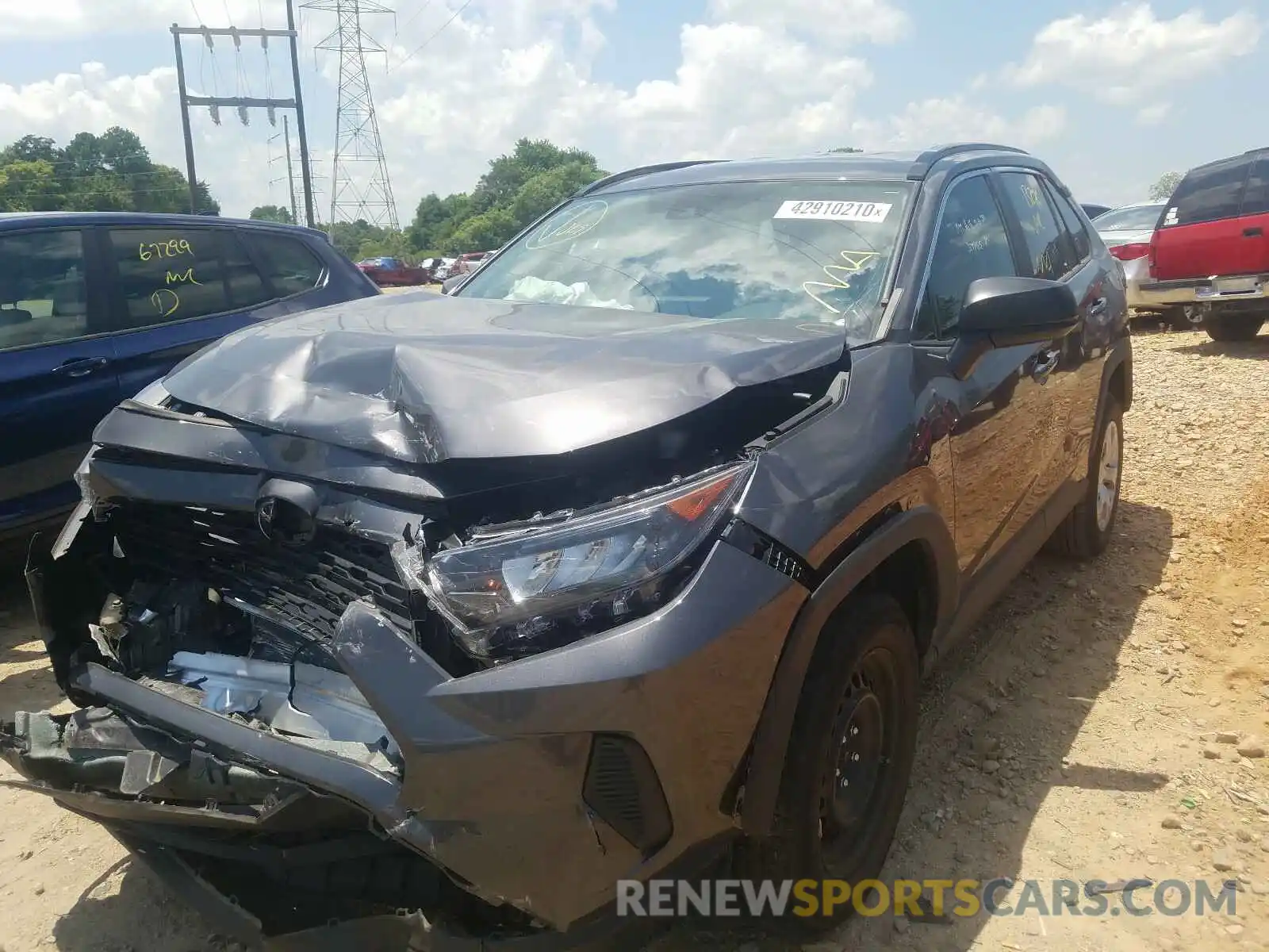 2 Photograph of a damaged car 2T3H1RFV2KW036892 TOYOTA RAV4 2019