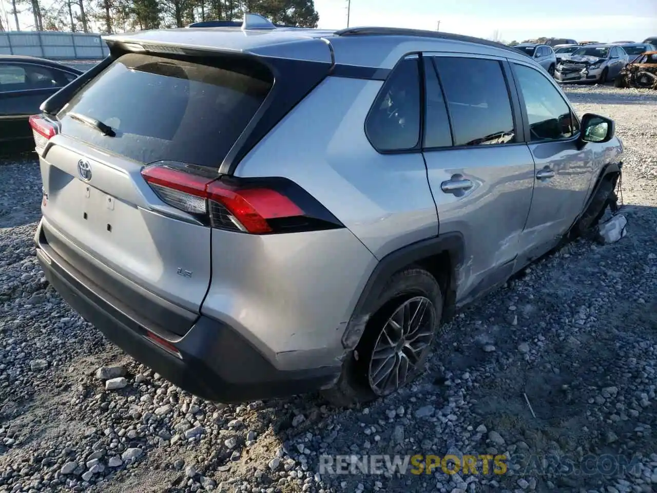 4 Photograph of a damaged car 2T3H1RFV2KW037542 TOYOTA RAV4 2019