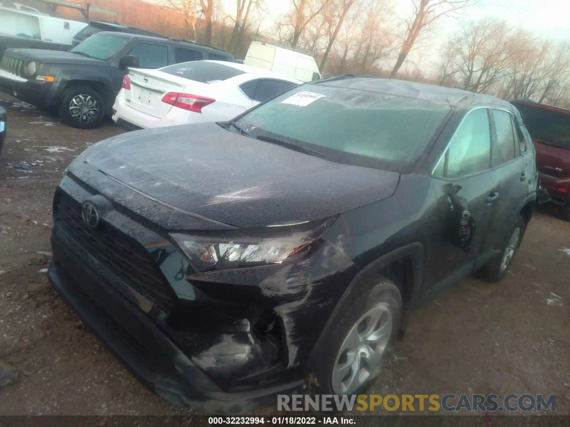 2 Фотография поврежденного автомобиля 2T3H1RFV2KW038044 TOYOTA RAV4 2019