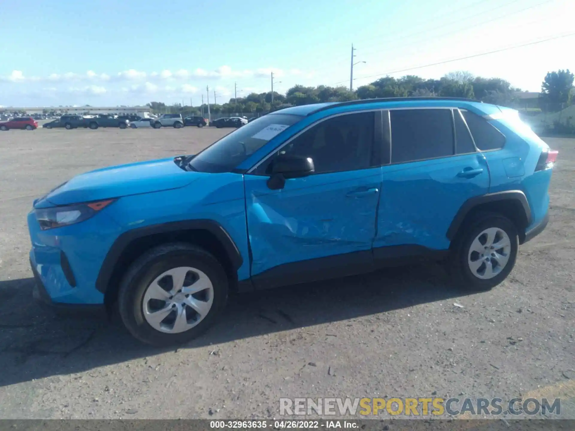 6 Photograph of a damaged car 2T3H1RFV2KW038366 TOYOTA RAV4 2019