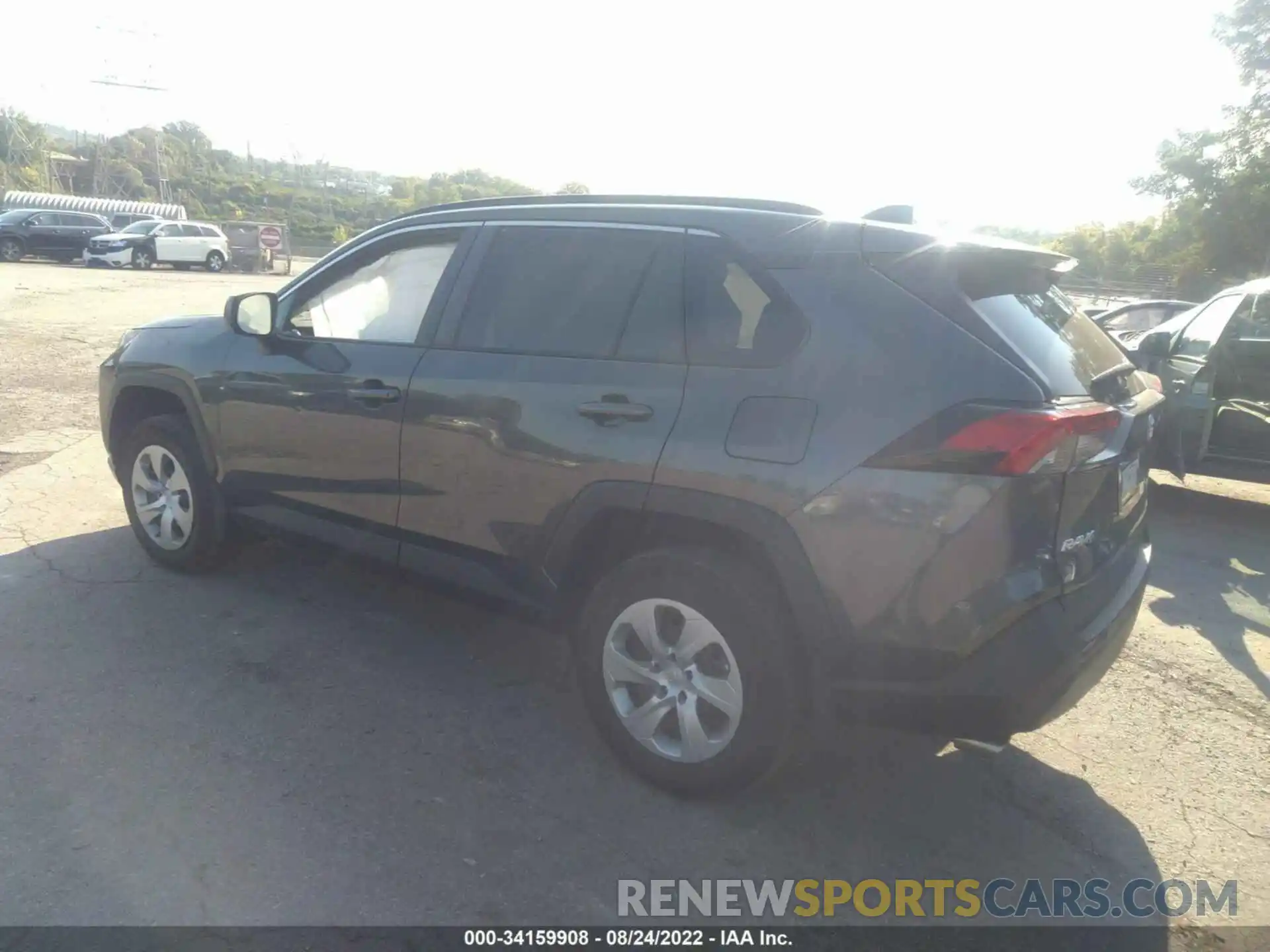 3 Photograph of a damaged car 2T3H1RFV2KW038853 TOYOTA RAV4 2019