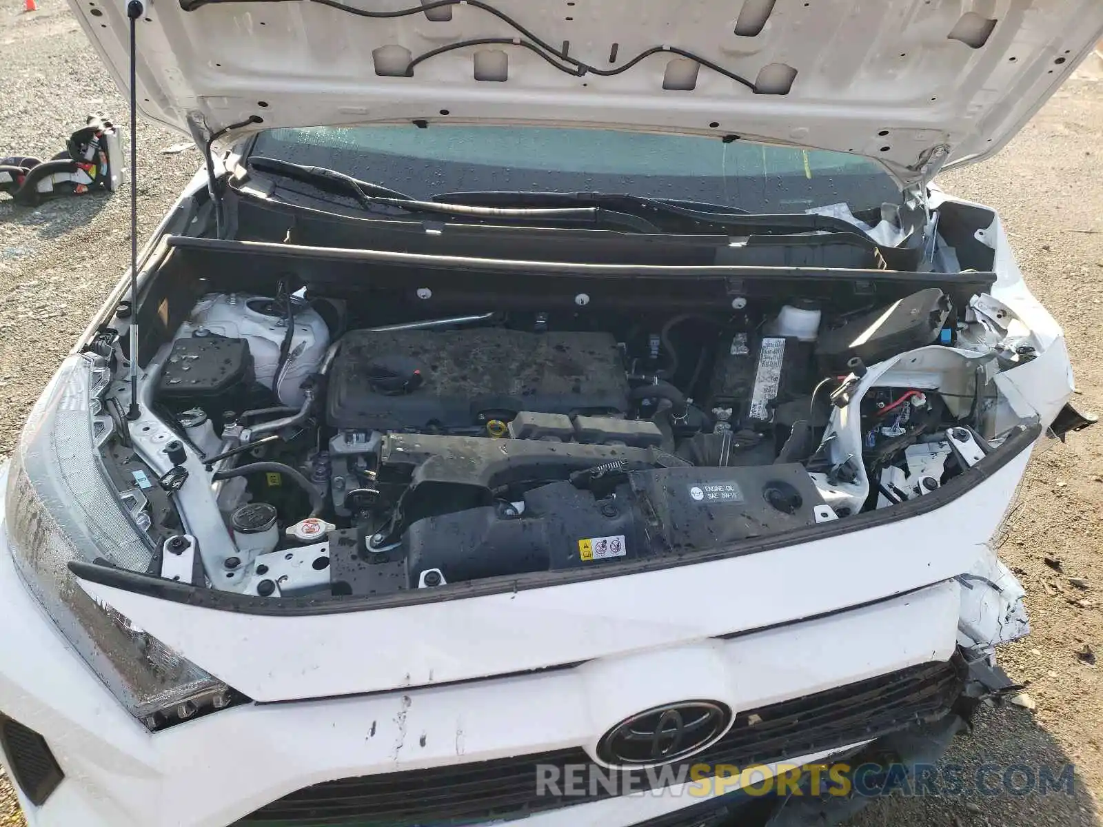 7 Photograph of a damaged car 2T3H1RFV2KW041994 TOYOTA RAV4 2019