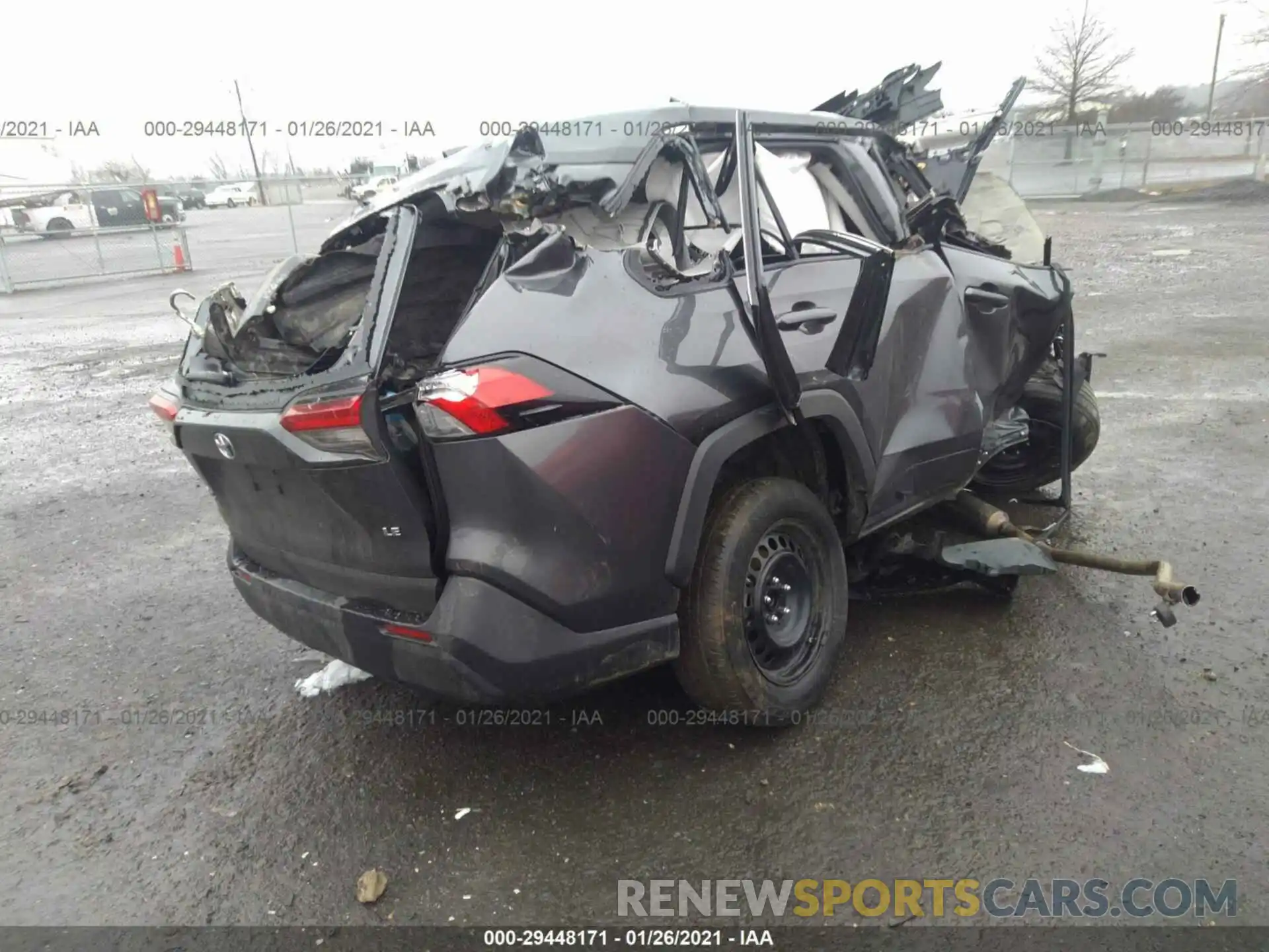 4 Photograph of a damaged car 2T3H1RFV2KW042093 TOYOTA RAV4 2019