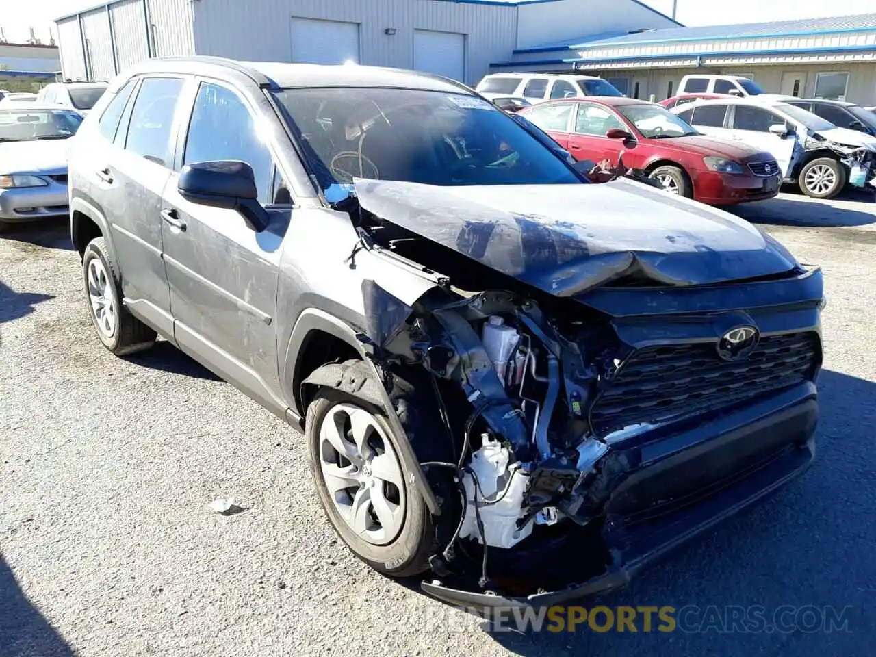 1 Photograph of a damaged car 2T3H1RFV2KW044541 TOYOTA RAV4 2019