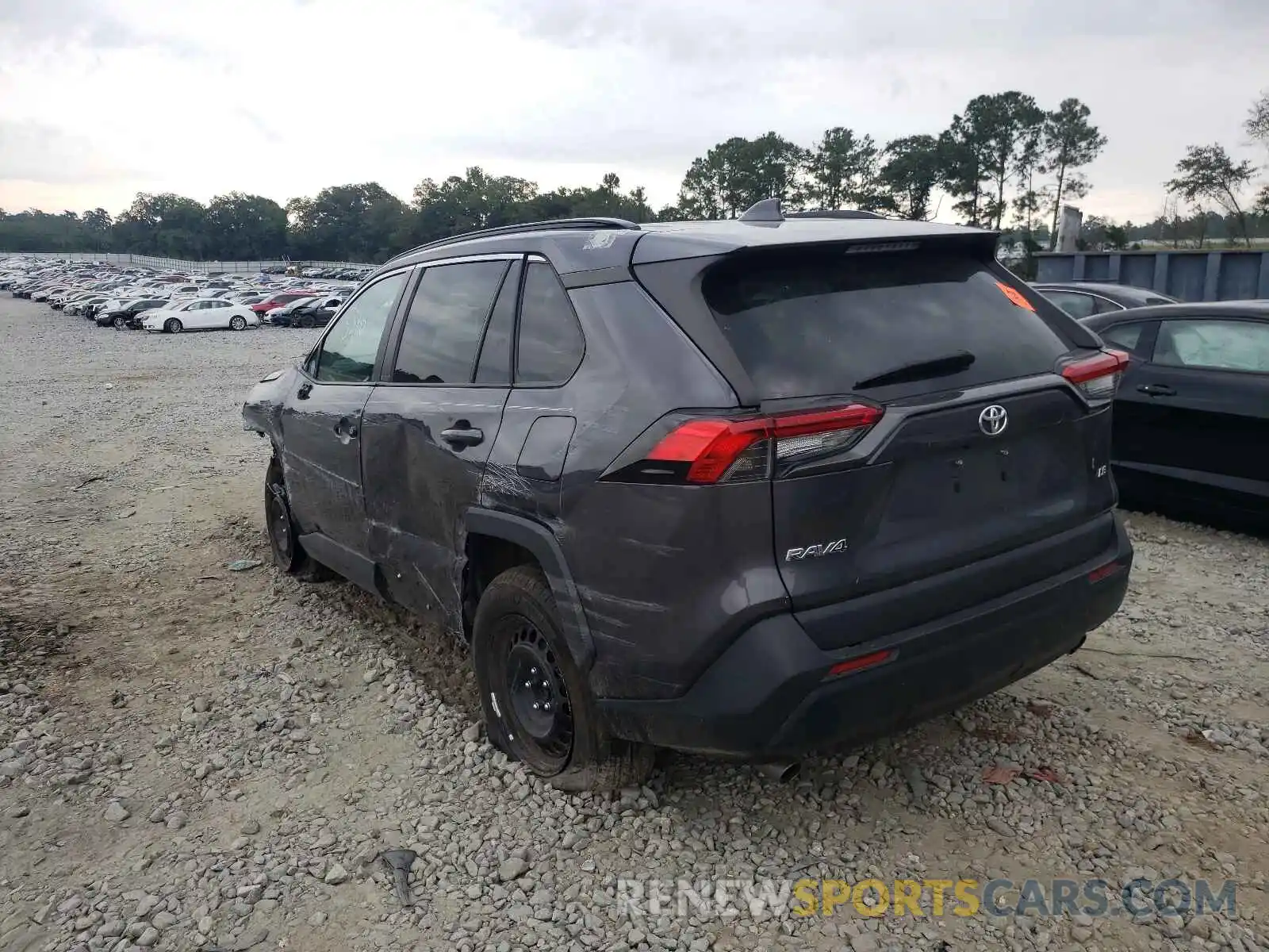 3 Photograph of a damaged car 2T3H1RFV2KW044989 TOYOTA RAV4 2019