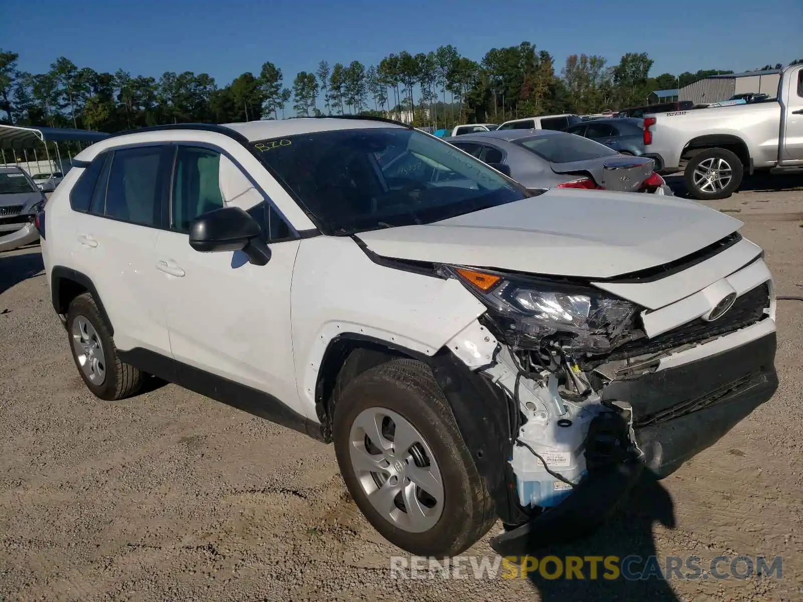 1 Photograph of a damaged car 2T3H1RFV2KW046242 TOYOTA RAV4 2019