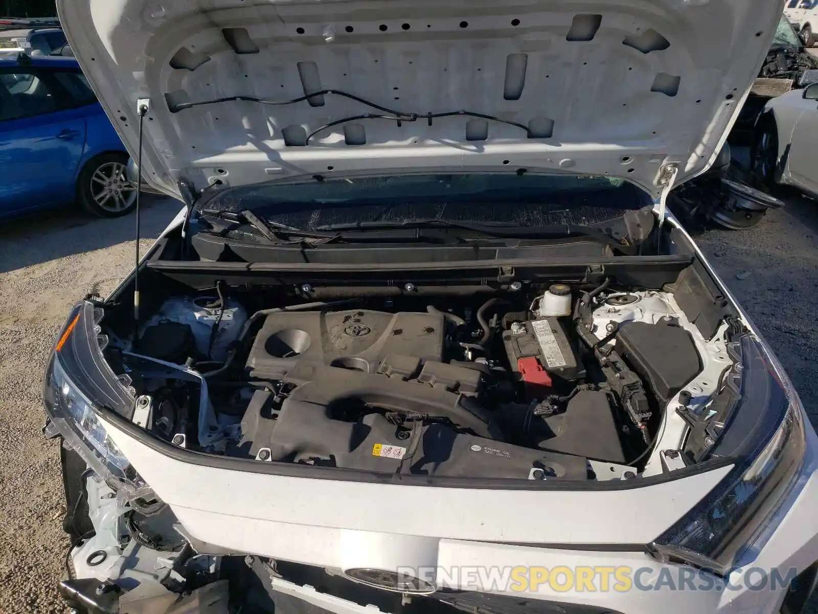 7 Photograph of a damaged car 2T3H1RFV2KW046242 TOYOTA RAV4 2019