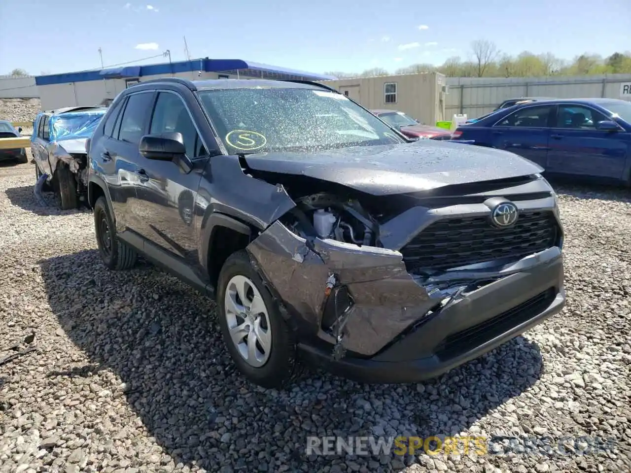 1 Photograph of a damaged car 2T3H1RFV2KW053854 TOYOTA RAV4 2019