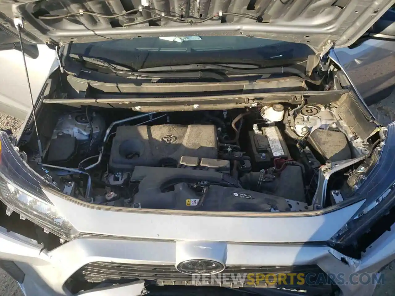 7 Photograph of a damaged car 2T3H1RFV2KW055507 TOYOTA RAV4 2019