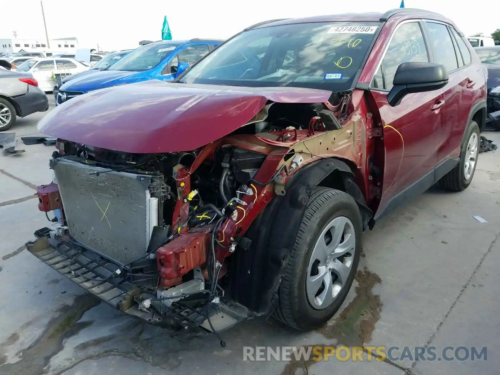 2 Photograph of a damaged car 2T3H1RFV3KC002946 TOYOTA RAV4 2019