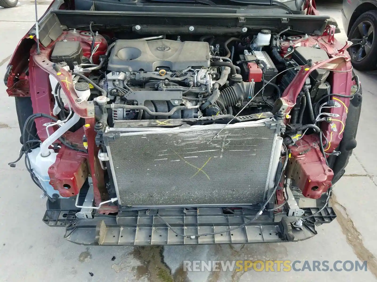 7 Photograph of a damaged car 2T3H1RFV3KC002946 TOYOTA RAV4 2019