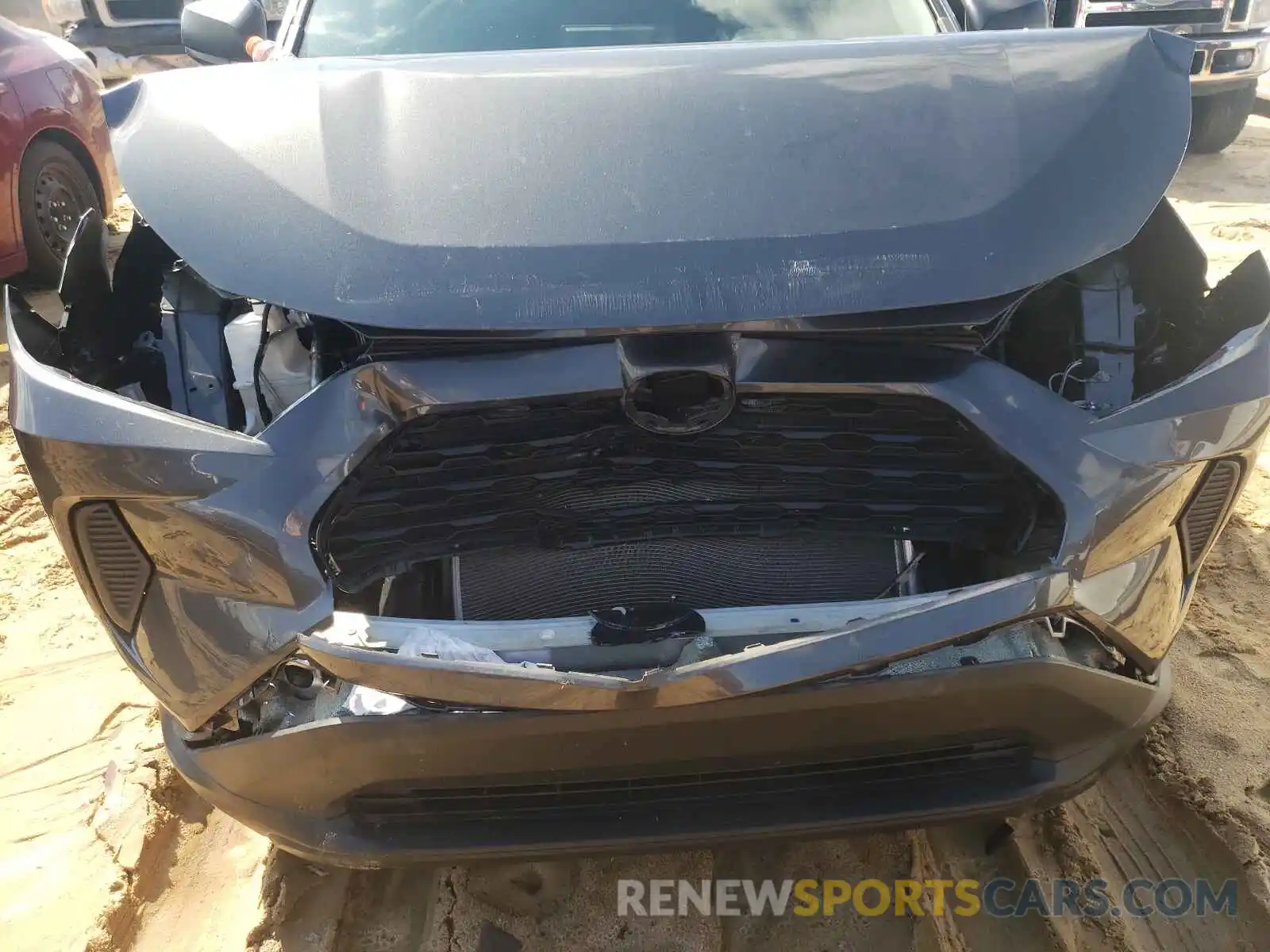 9 Photograph of a damaged car 2T3H1RFV3KC015602 TOYOTA RAV4 2019