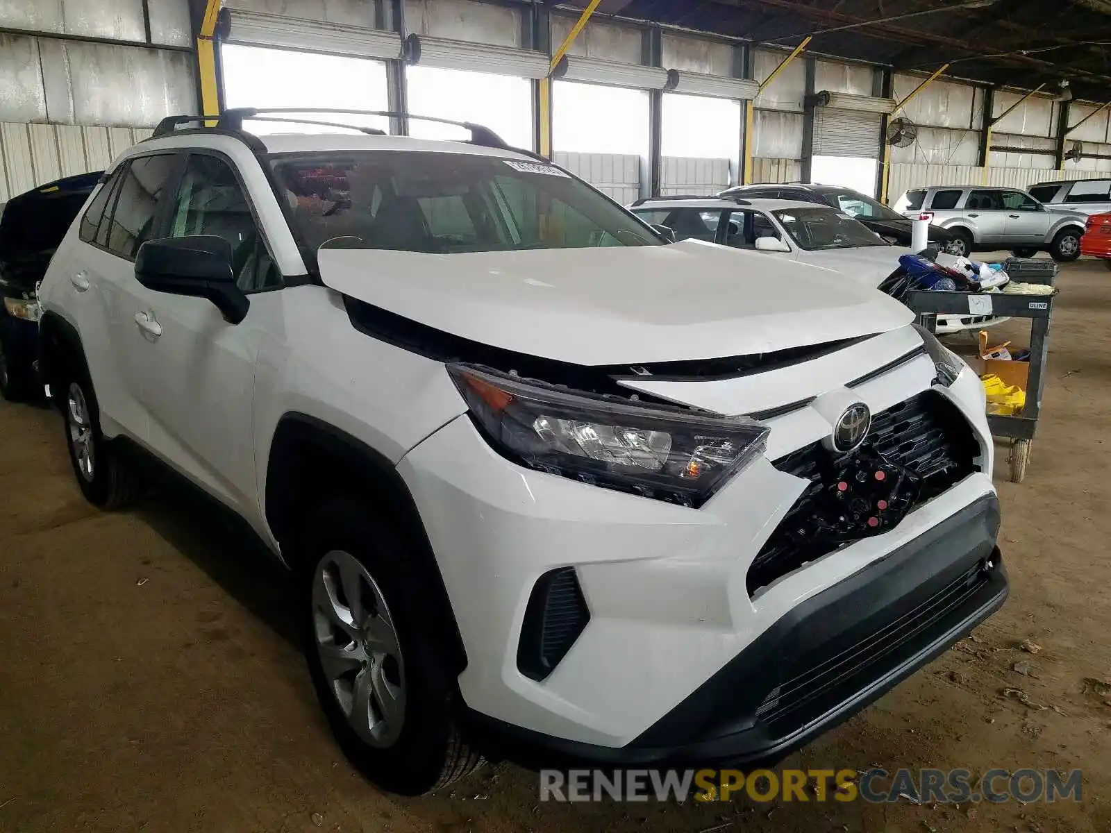 1 Photograph of a damaged car 2T3H1RFV3KC017561 TOYOTA RAV4 2019