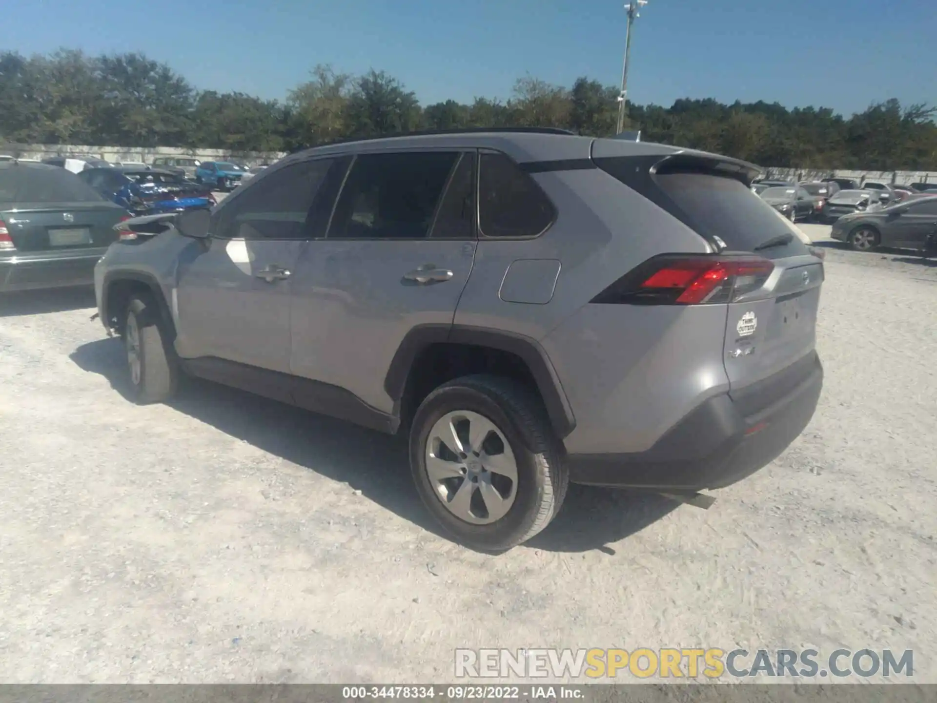 3 Photograph of a damaged car 2T3H1RFV3KC024302 TOYOTA RAV4 2019