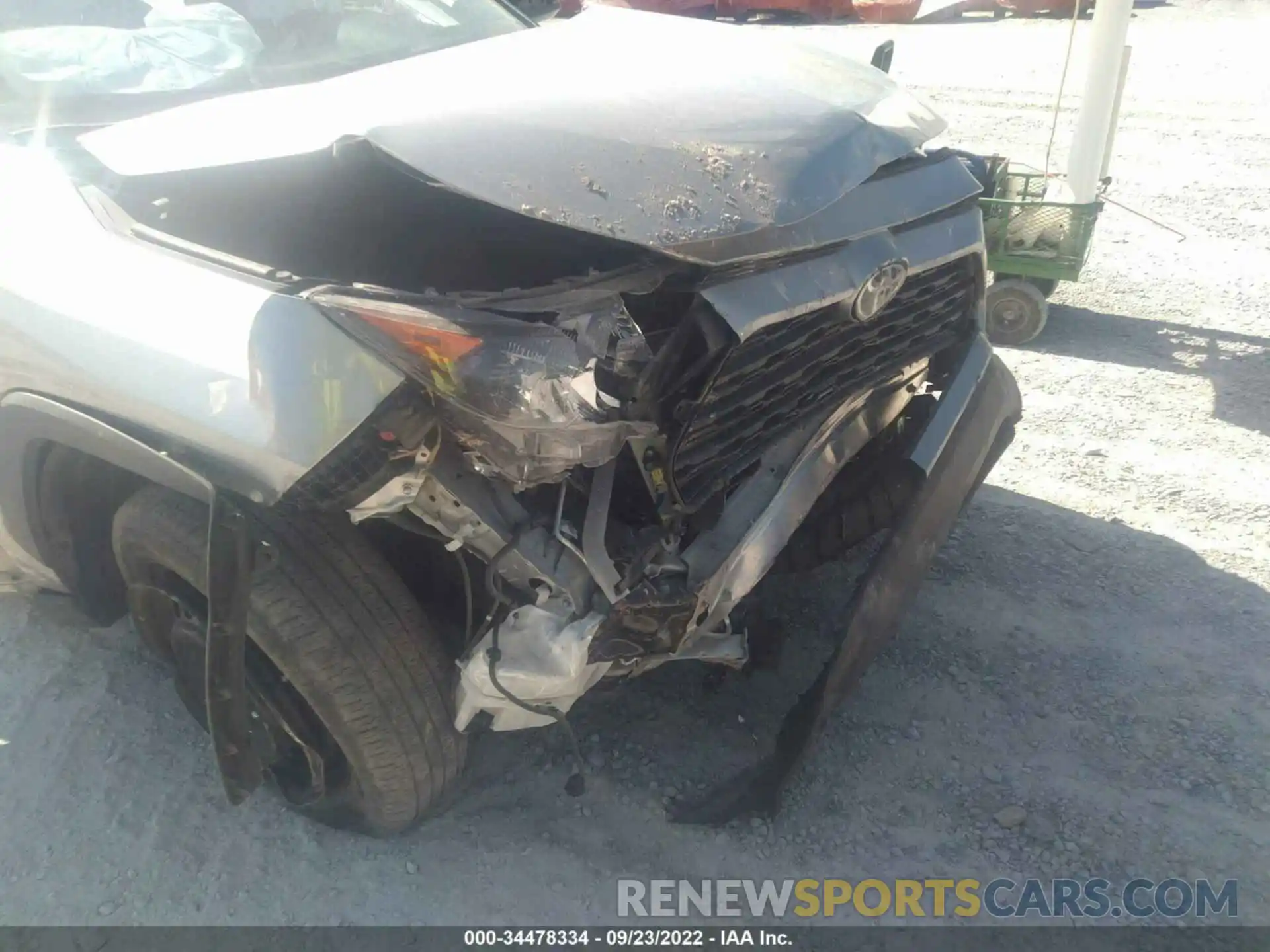 6 Photograph of a damaged car 2T3H1RFV3KC024302 TOYOTA RAV4 2019