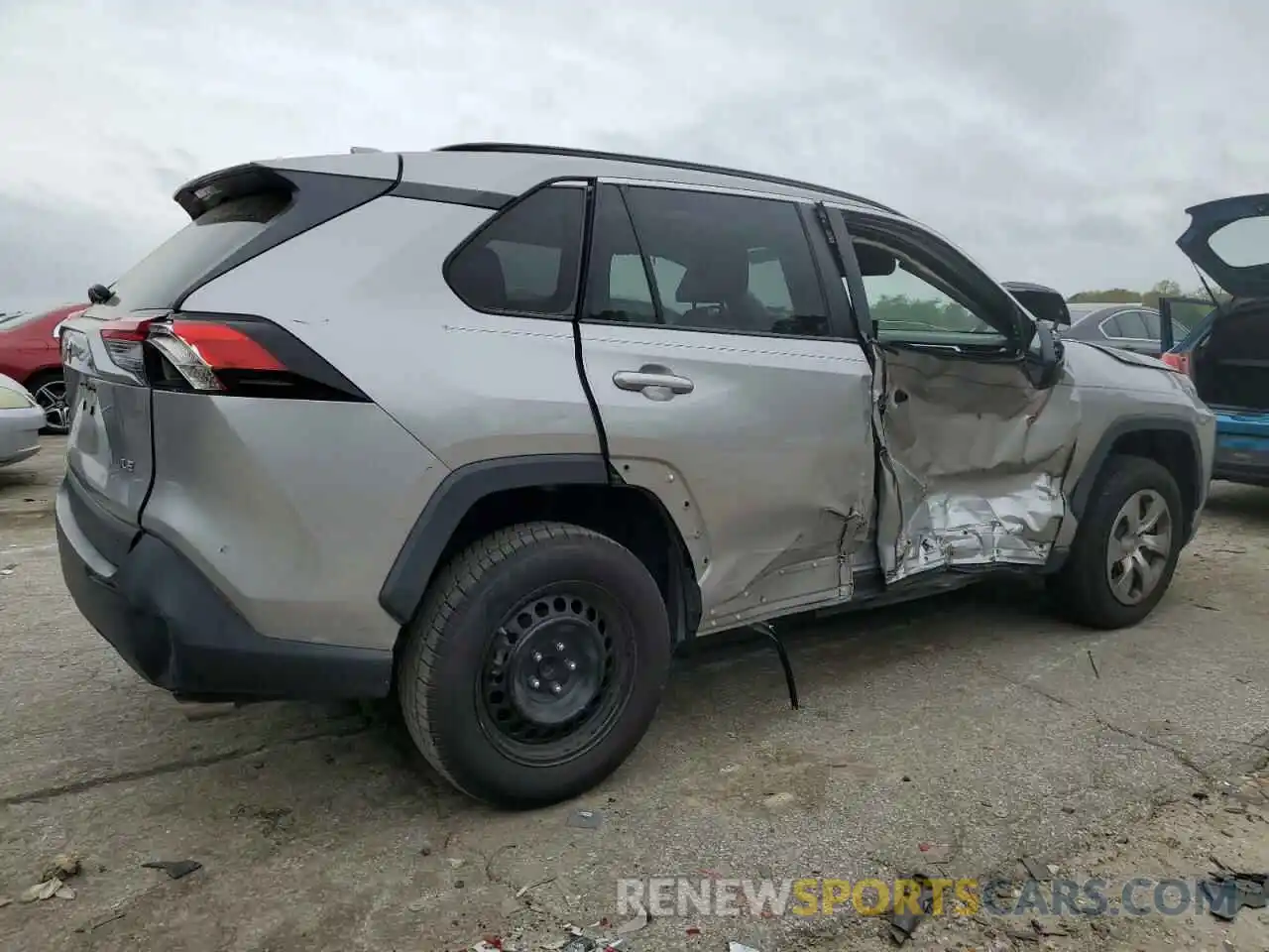 3 Photograph of a damaged car 2T3H1RFV3KC027345 TOYOTA RAV4 2019