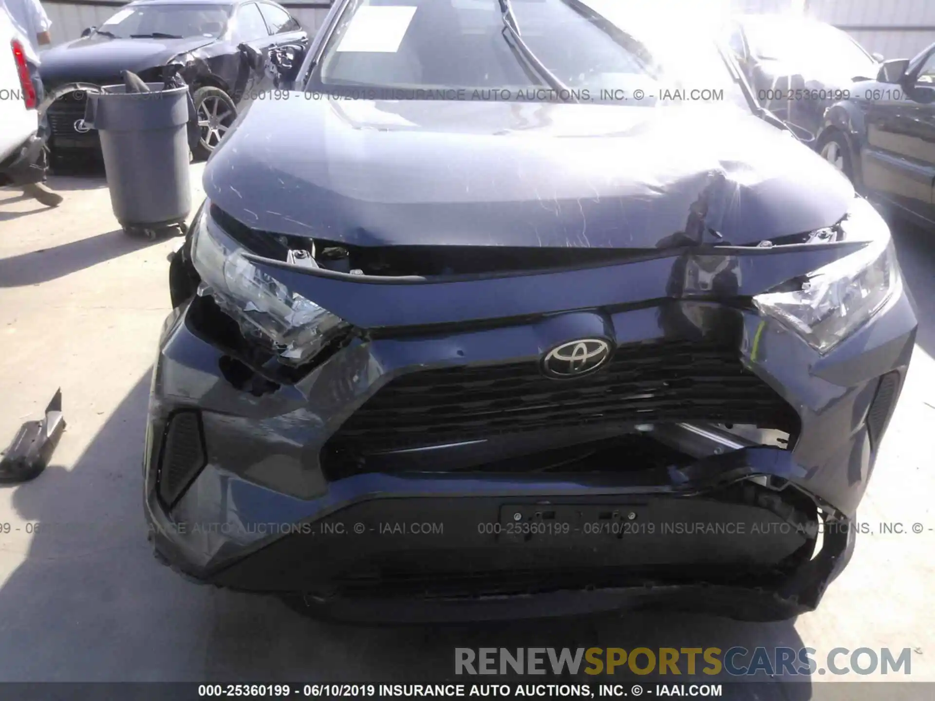 6 Photograph of a damaged car 2T3H1RFV3KW006025 TOYOTA RAV4 2019