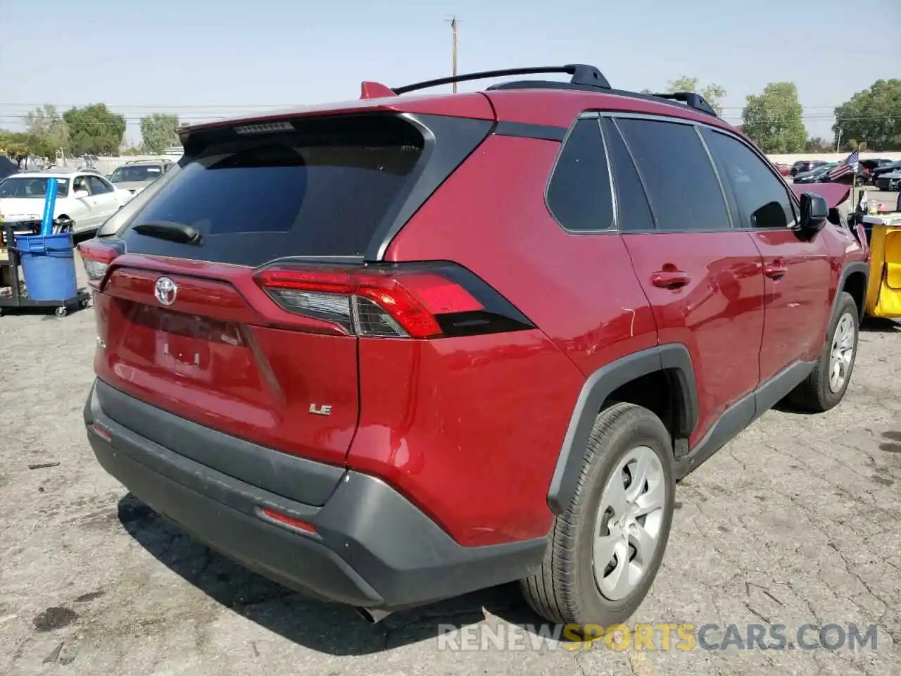 4 Photograph of a damaged car 2T3H1RFV3KW007790 TOYOTA RAV4 2019