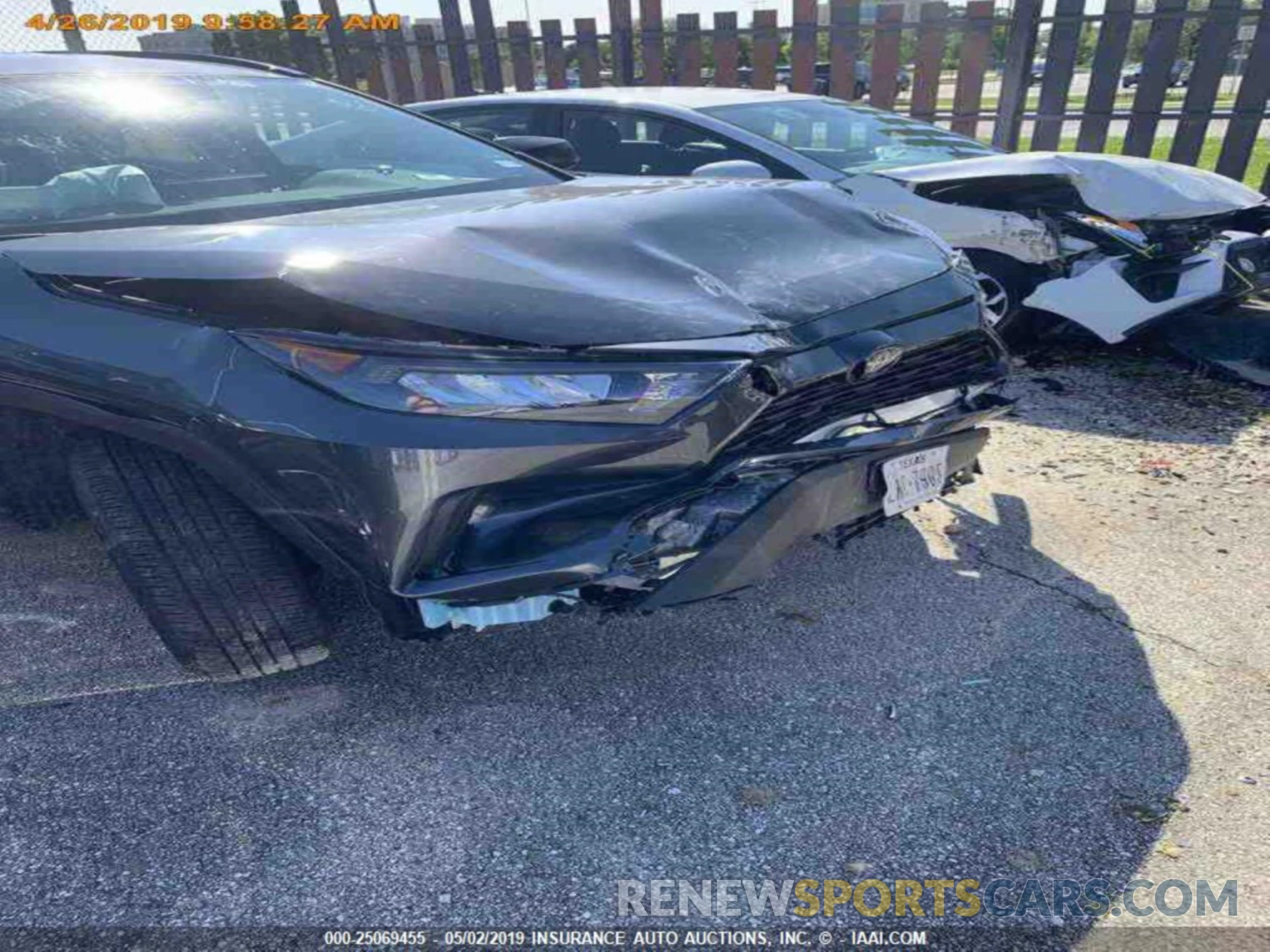 12 Photograph of a damaged car 2T3H1RFV3KW008356 TOYOTA RAV4 2019