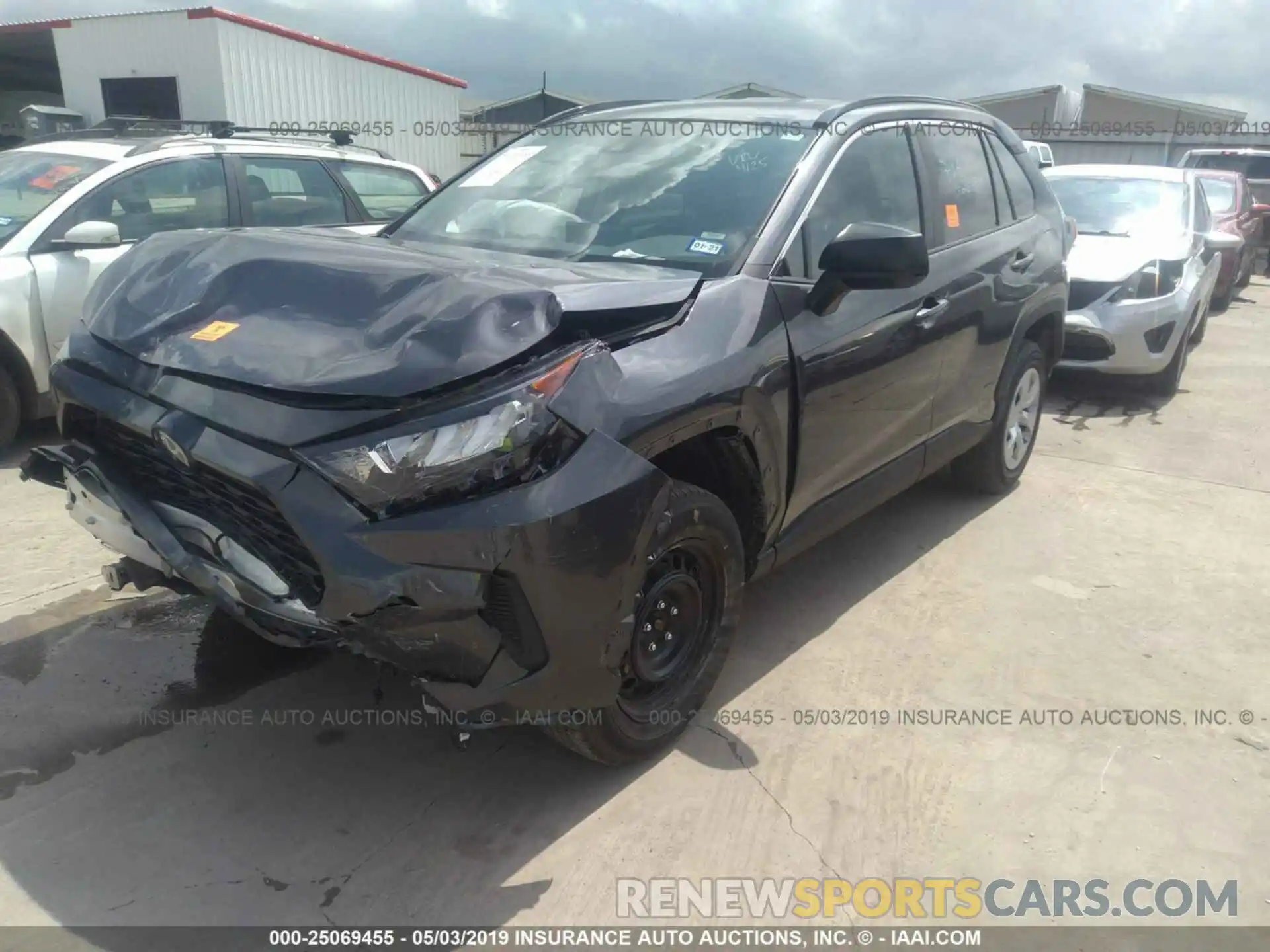 2 Фотография поврежденного автомобиля 2T3H1RFV3KW008356 TOYOTA RAV4 2019