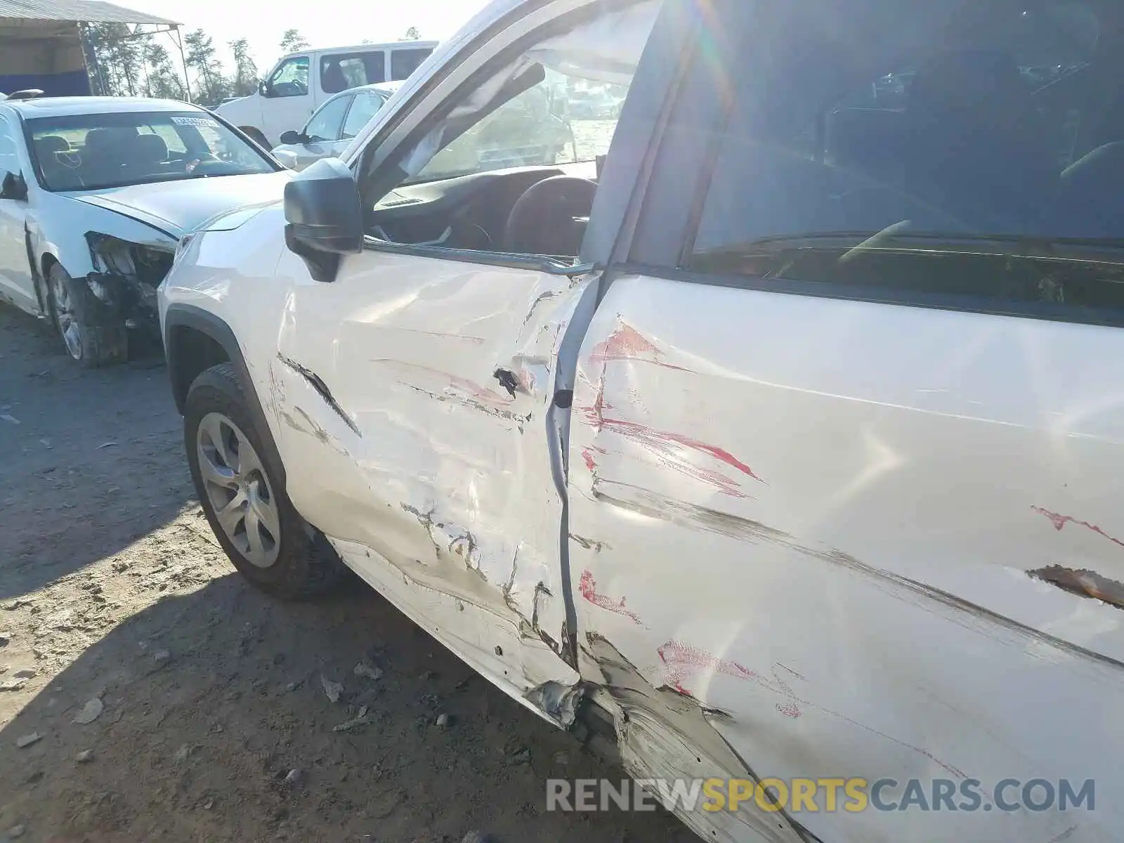 10 Photograph of a damaged car 2T3H1RFV3KW011449 TOYOTA RAV4 2019