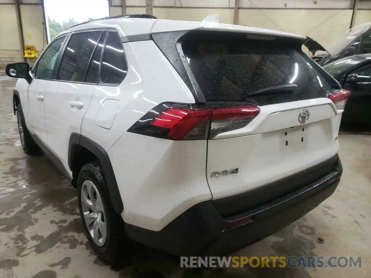 3 Photograph of a damaged car 2T3H1RFV3KW021141 TOYOTA RAV4 2019