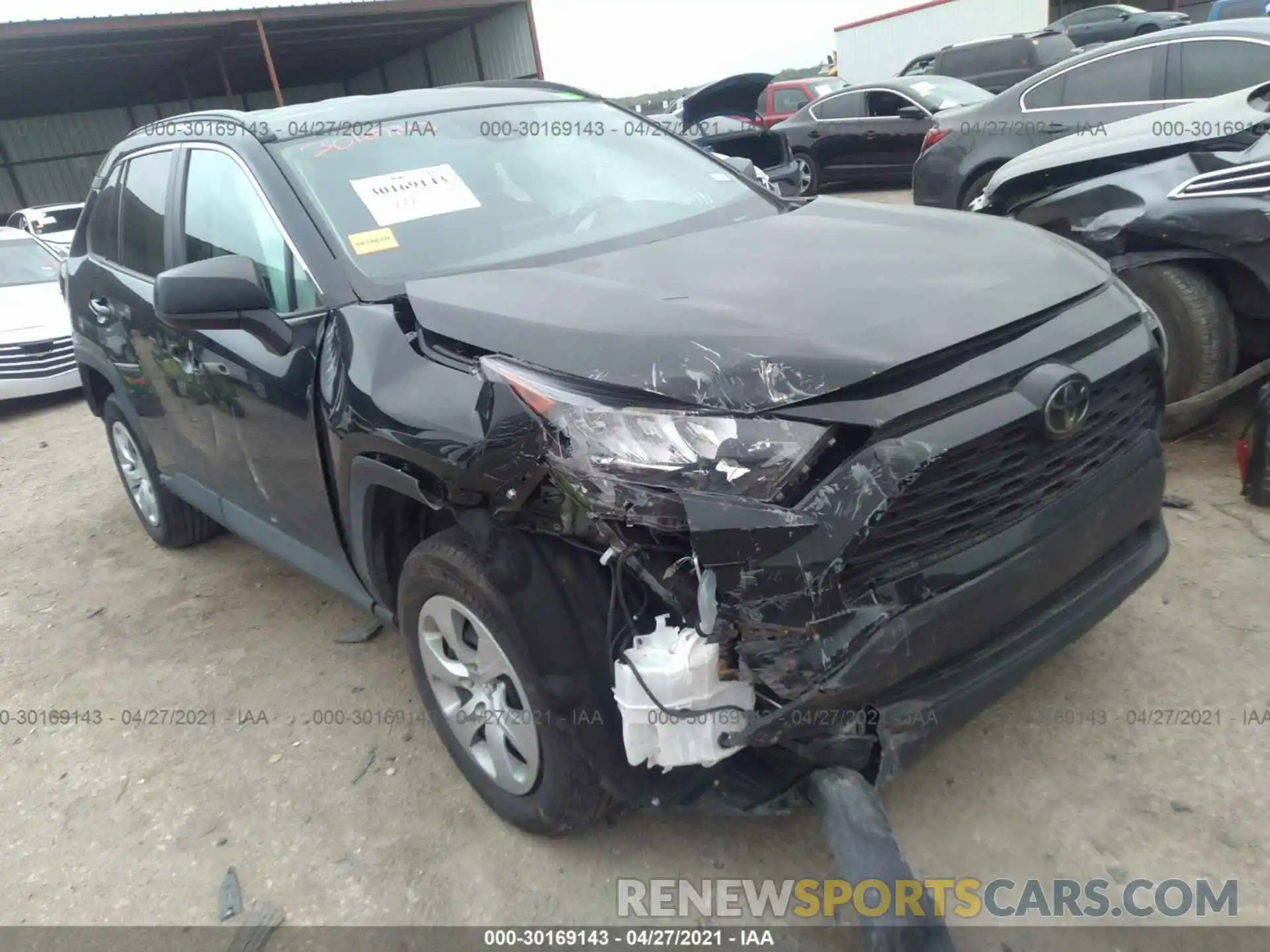 1 Photograph of a damaged car 2T3H1RFV3KW028610 TOYOTA RAV4 2019