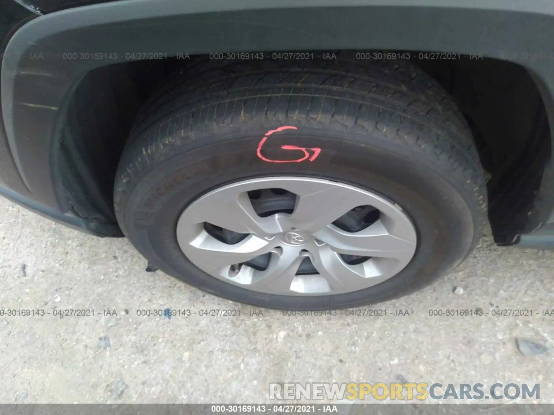 12 Photograph of a damaged car 2T3H1RFV3KW028610 TOYOTA RAV4 2019