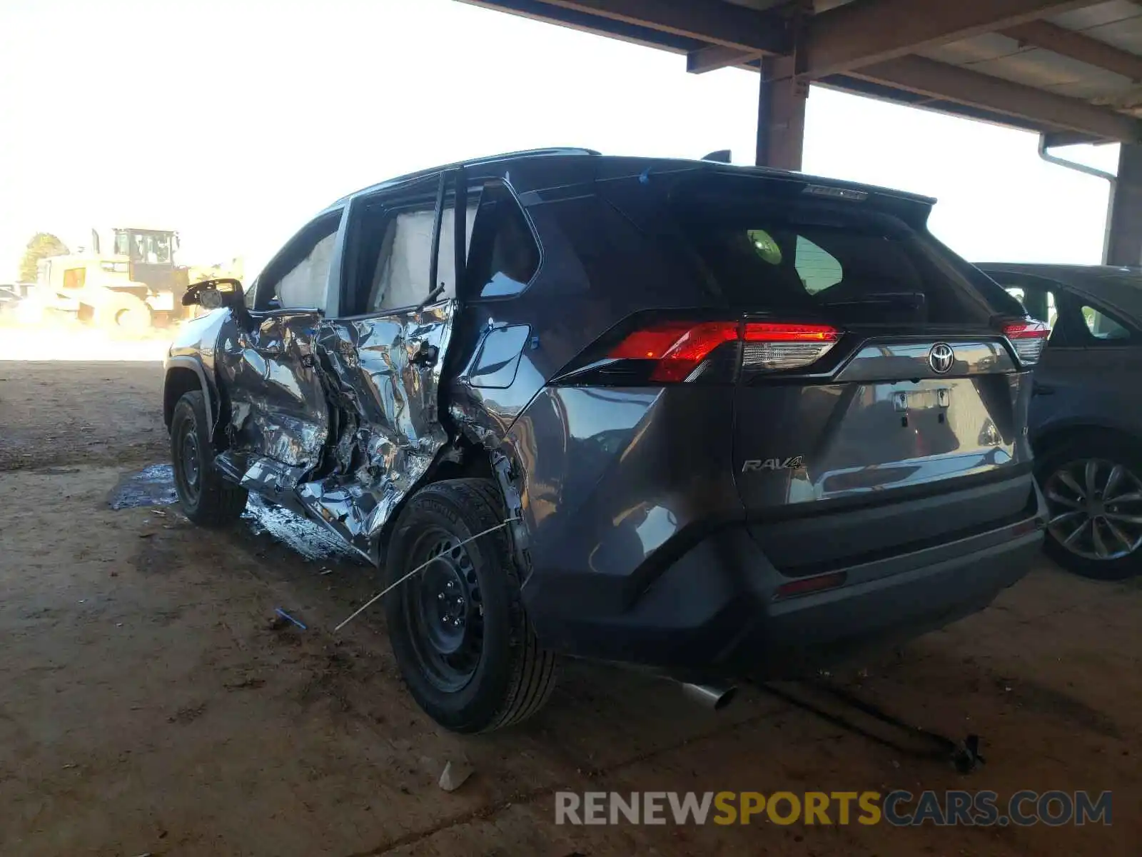 3 Photograph of a damaged car 2T3H1RFV3KW031183 TOYOTA RAV4 2019