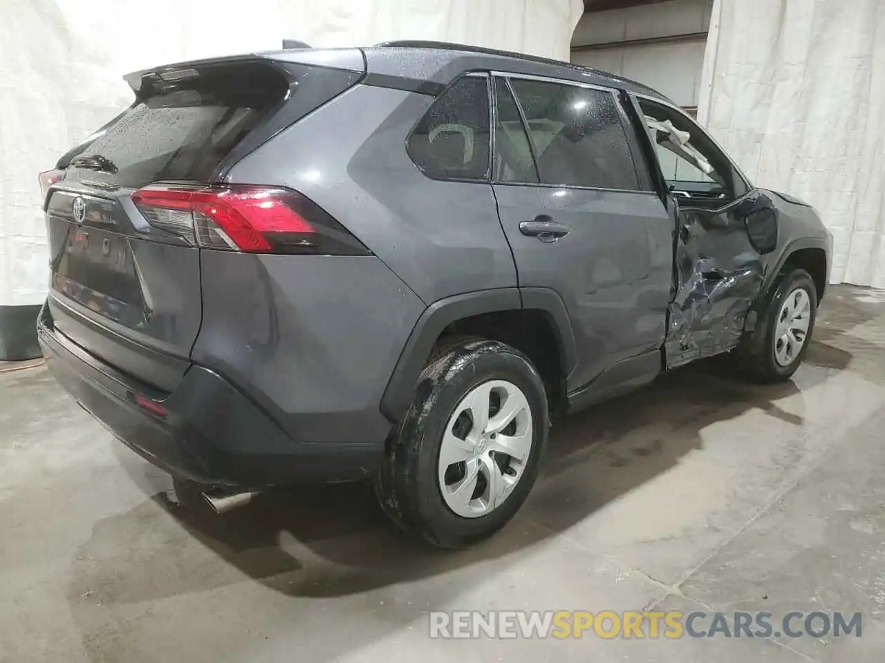 3 Фотография поврежденного автомобиля 2T3H1RFV3KW033841 TOYOTA RAV4 2019