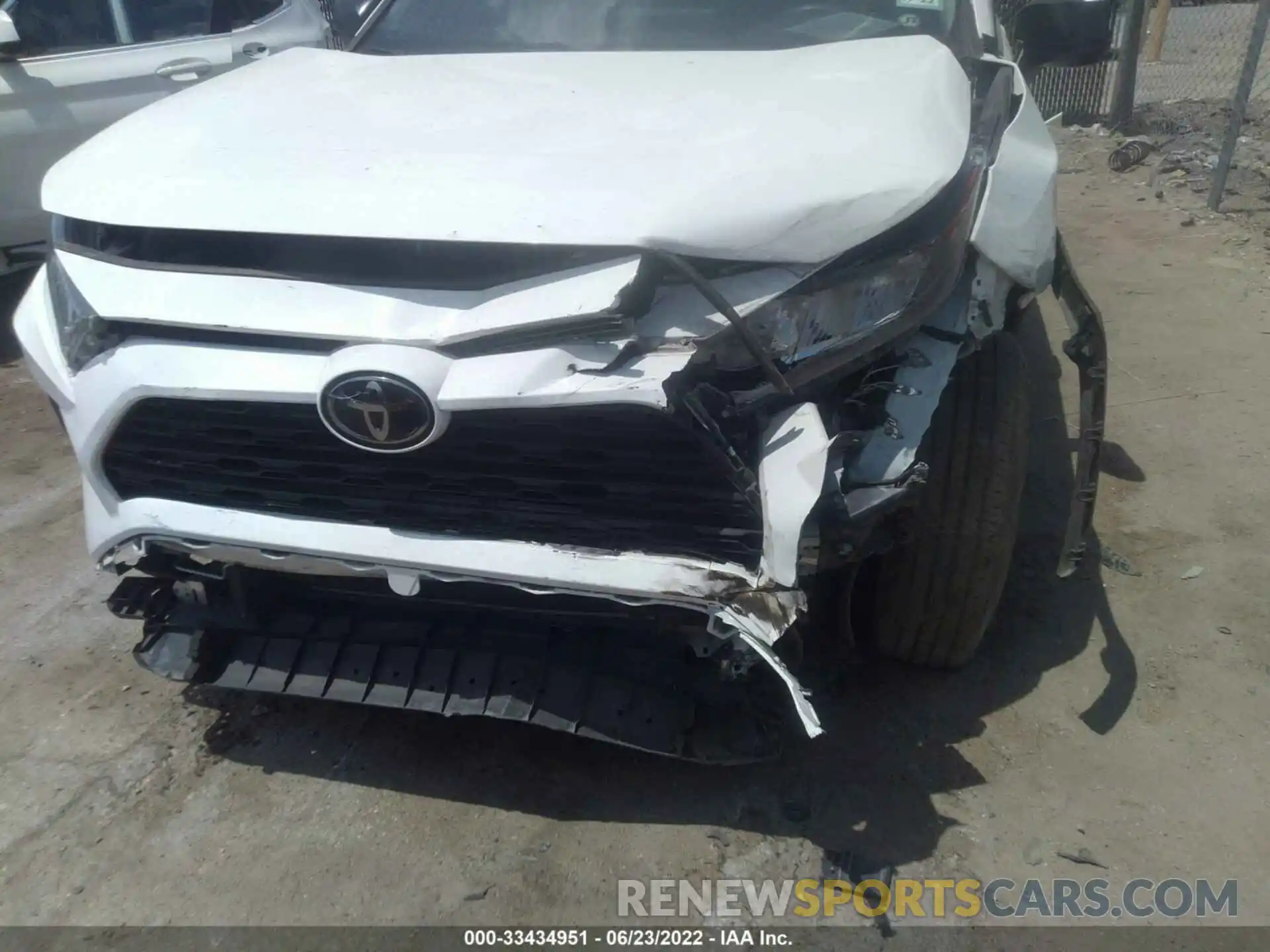 6 Photograph of a damaged car 2T3H1RFV3KW038988 TOYOTA RAV4 2019