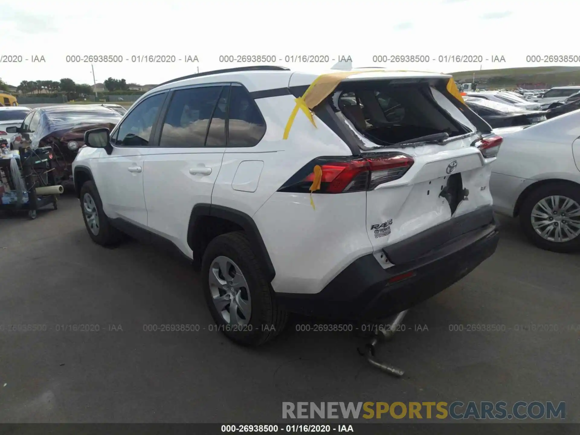 3 Фотография поврежденного автомобиля 2T3H1RFV3KW041762 TOYOTA RAV4 2019