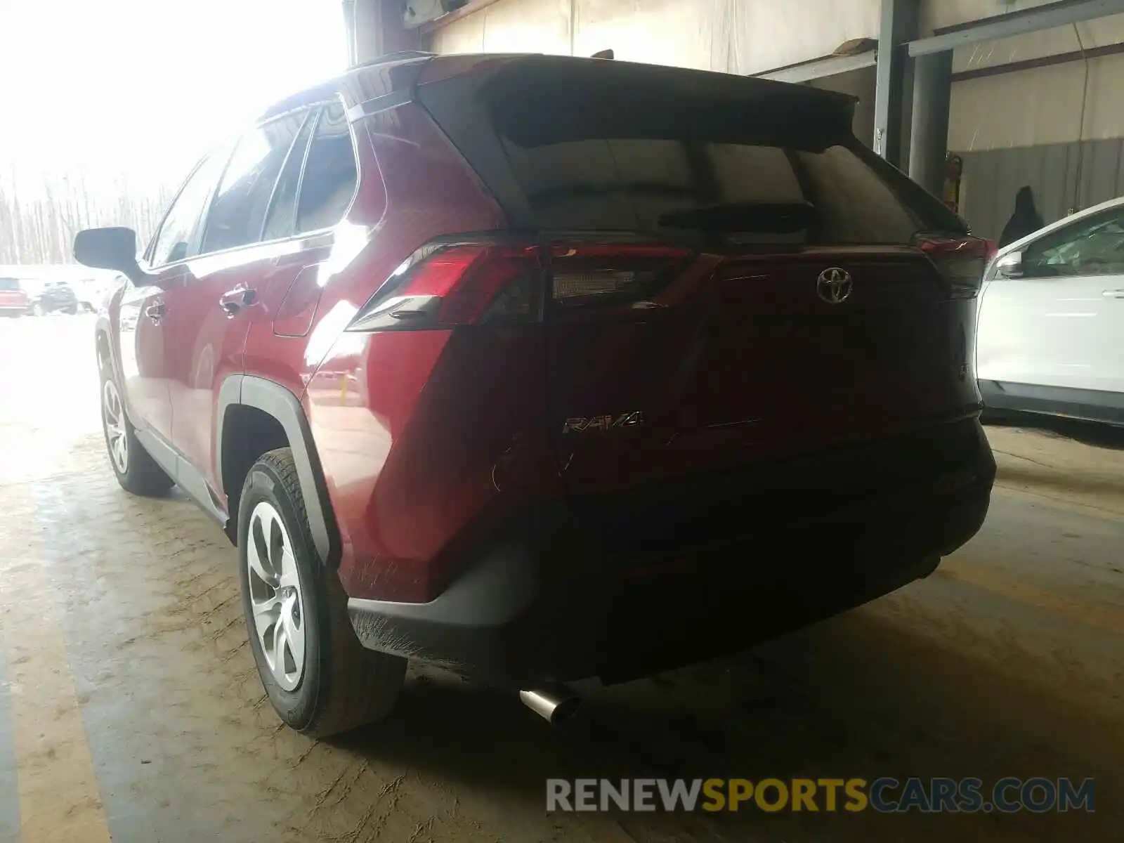 3 Фотография поврежденного автомобиля 2T3H1RFV3KW047304 TOYOTA RAV4 2019