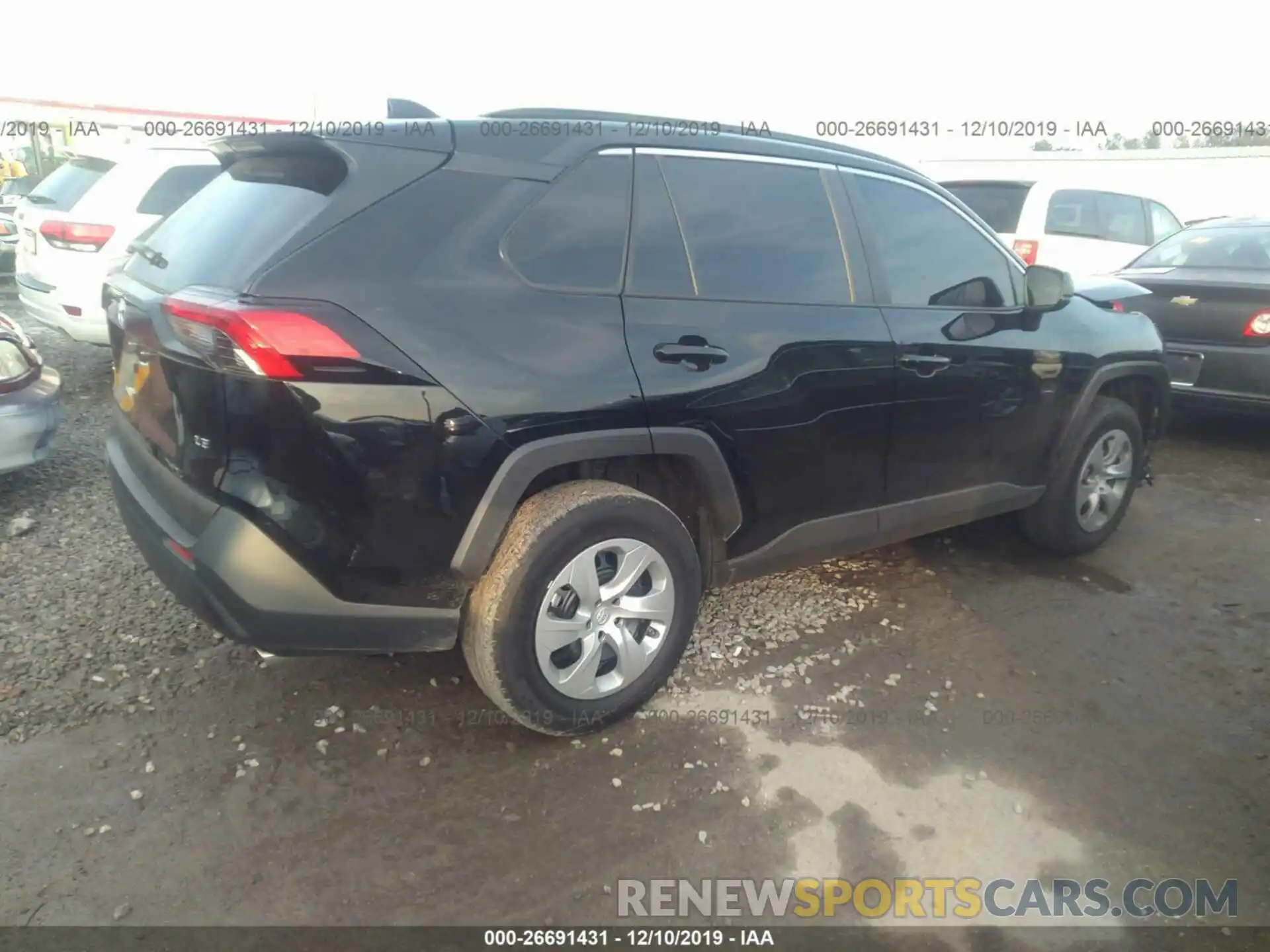 4 Photograph of a damaged car 2T3H1RFV3KW054575 TOYOTA RAV4 2019