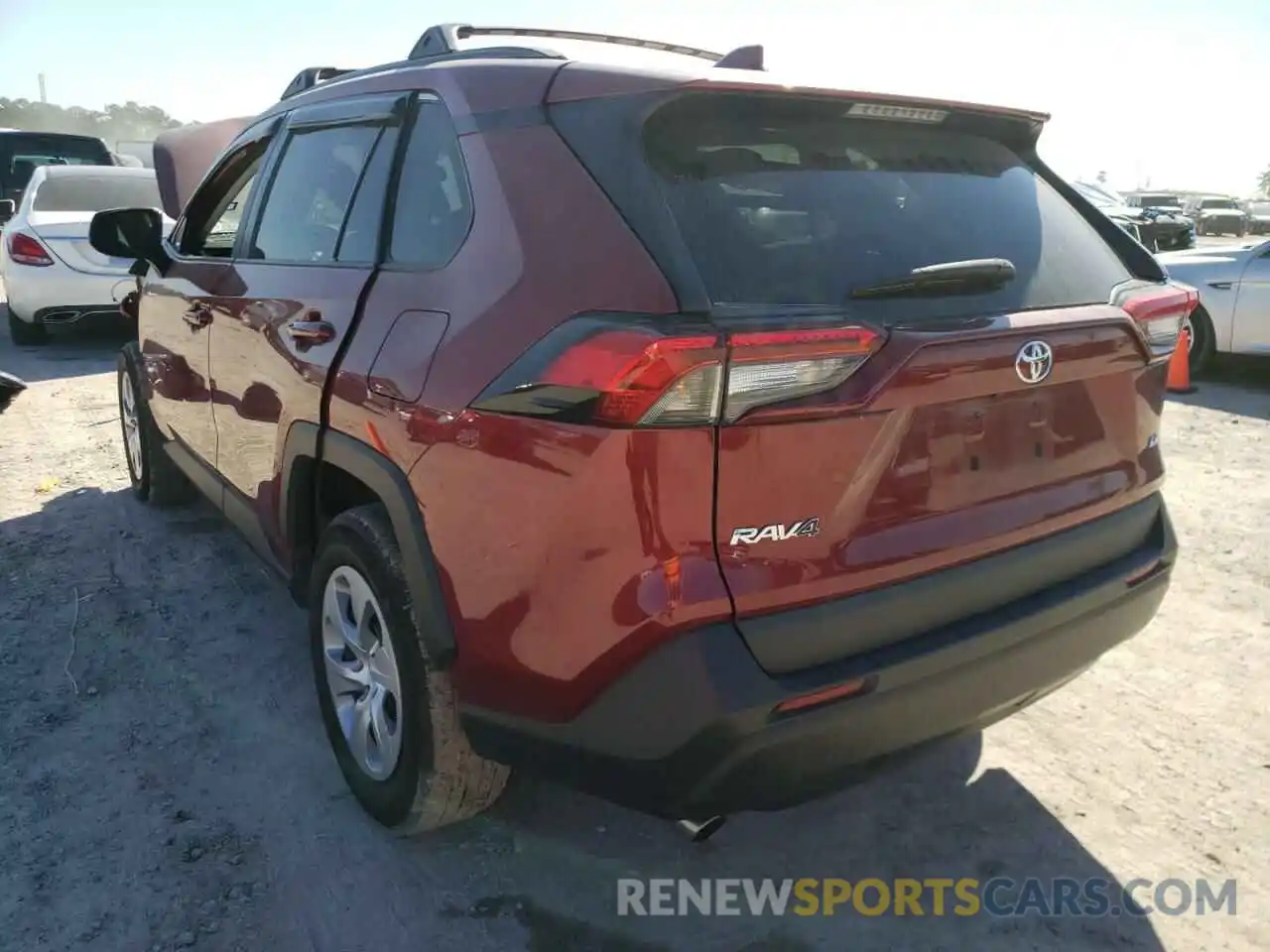 3 Photograph of a damaged car 2T3H1RFV3KW055502 TOYOTA RAV4 2019